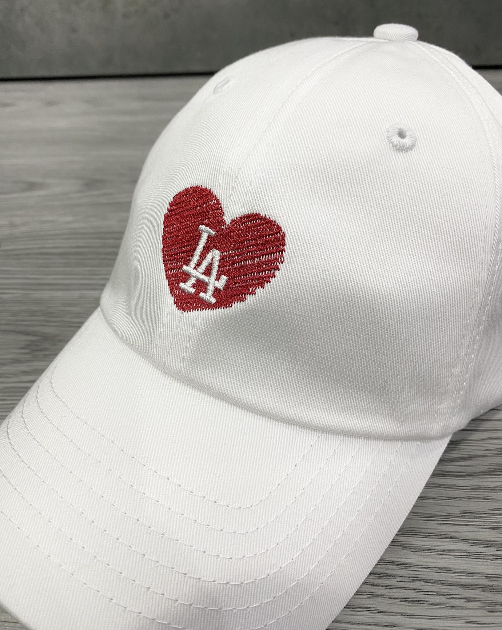 Phụ Kiện Chính Hãng - Mũ Lưỡi Trai MLB Heart Logo LA 'White' - 32CPUB111-07L