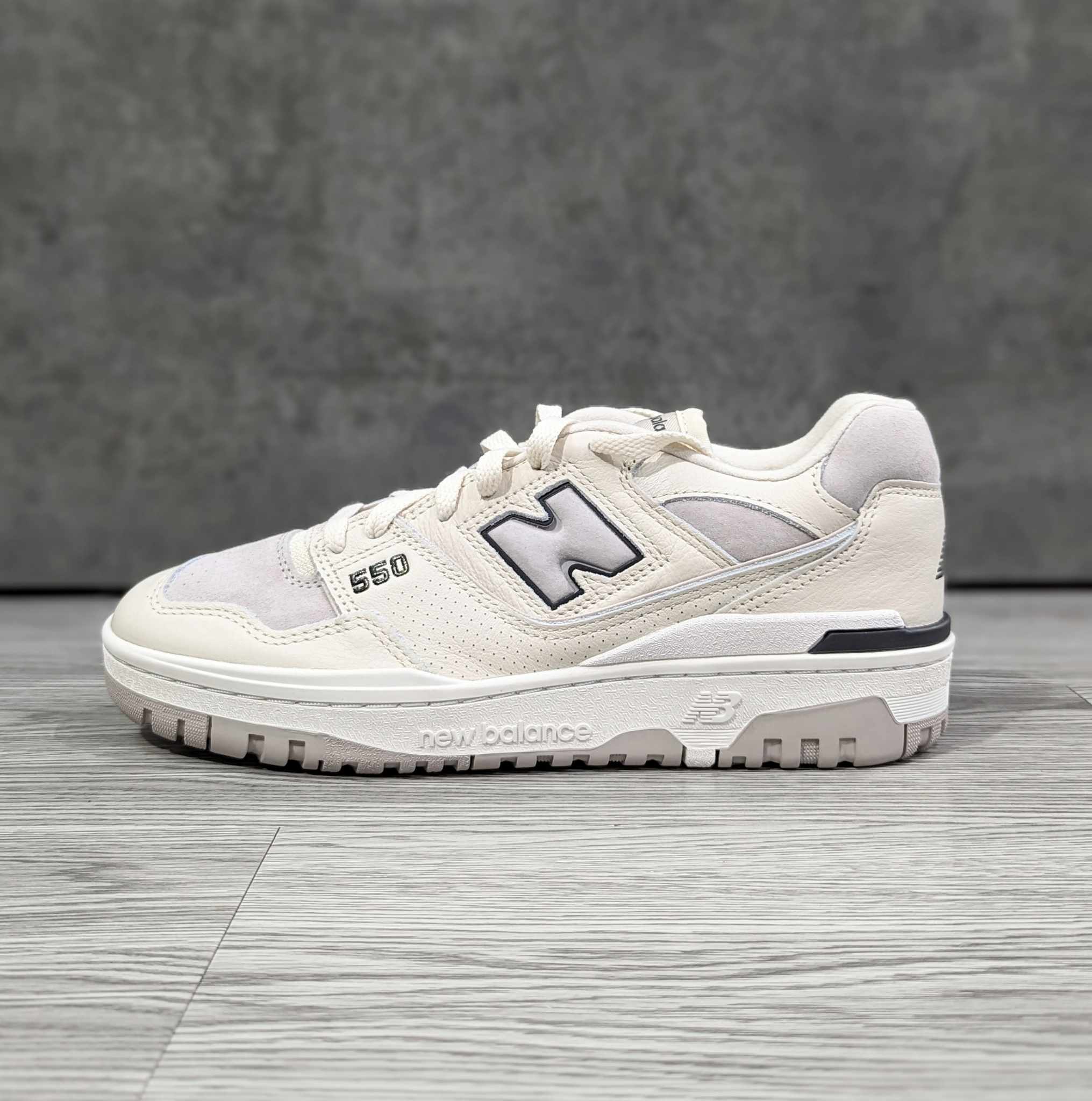 Giày Casual Chính Hãng - Sneaker Nam Nữ NewBalance 550 'White/Grey' - BBW550RB