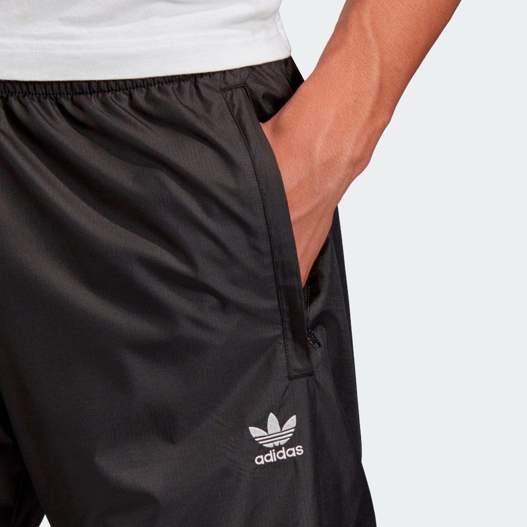 Quần Dài Chính Hãng - Adidas 3D Trefoil 3-Stripes Pants 'Black' - GN5944