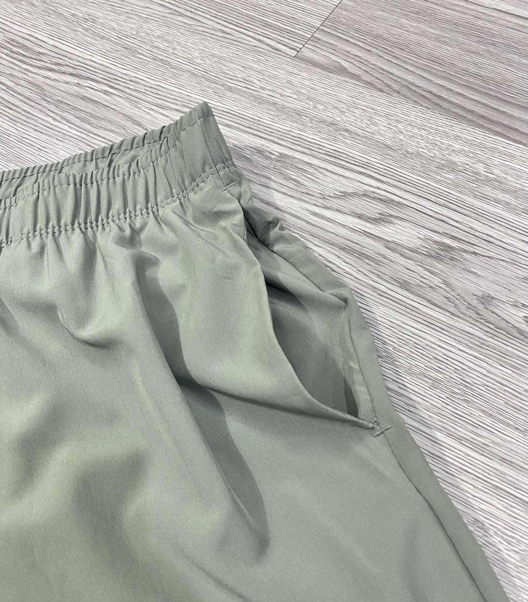 QUẦN SHORTS CHÍNH HÃNG - Asics Running Silver 7in Short 'Olive' - 2011A091.004