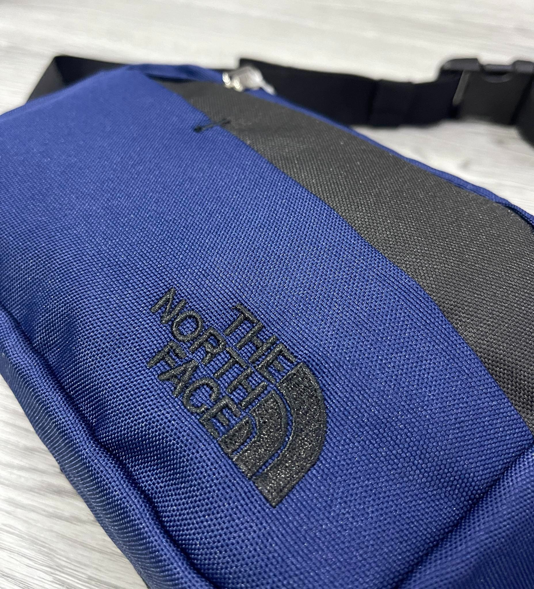 Phụ Kiện Chính Hãng - Túi Chéo Nam/Nữ The North Face Logo Cross Bag Navy - NF0A2UCX-04