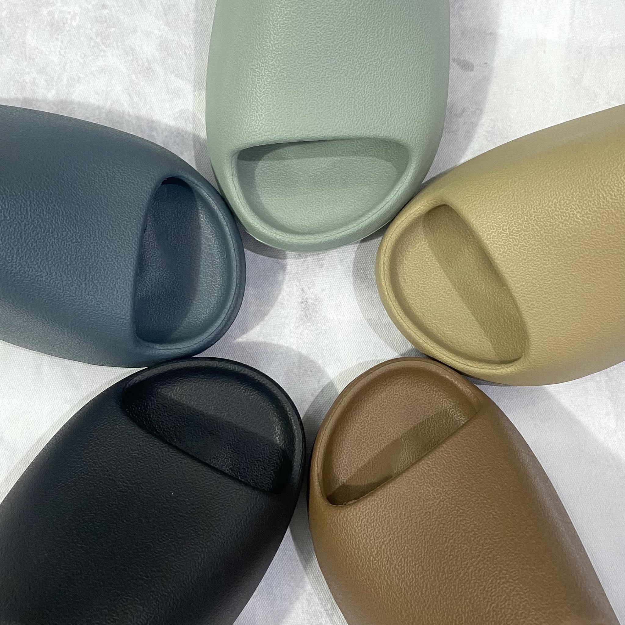 Dép Chính Hãng - Adidas Yeezy Slide 