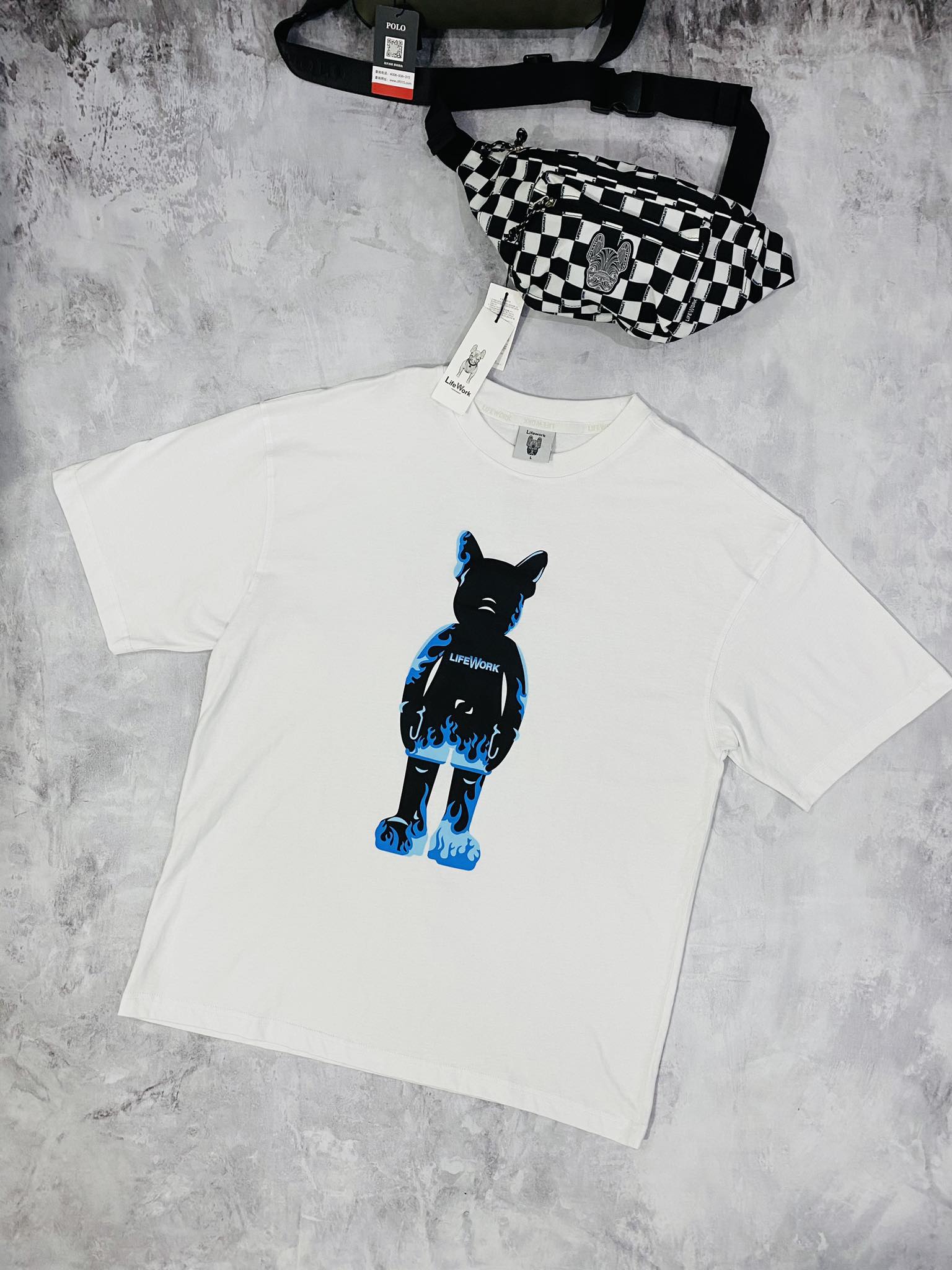 ÁO THỂ THAO HÈ - LifeWork Flame Figure Short-Sleeved White - LW232TS418-01