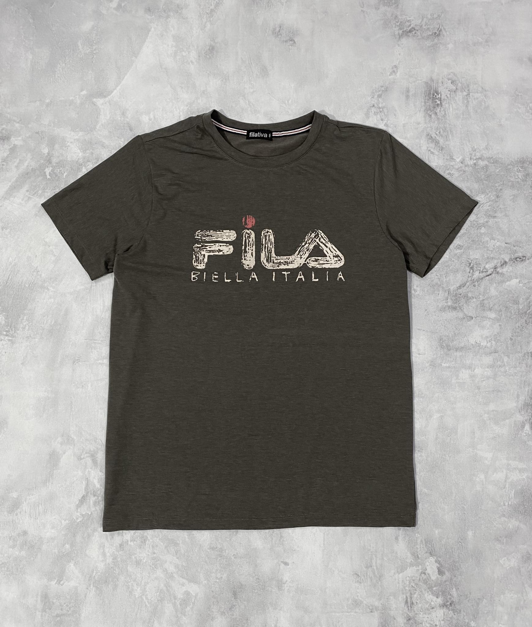 Áo Tshirts Chính Hãng - Fila BielLa Italia T-shirt Nâu Đậm - FI4EW-M1