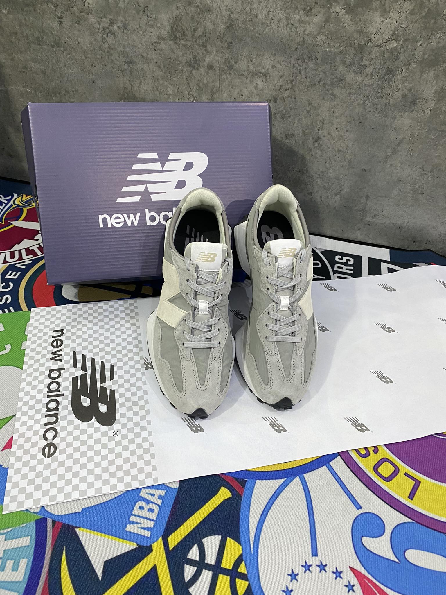Giày Sneaker Chính Hãng - New Balance 327 Đế Đen 'Grey' - MS327KA1-X