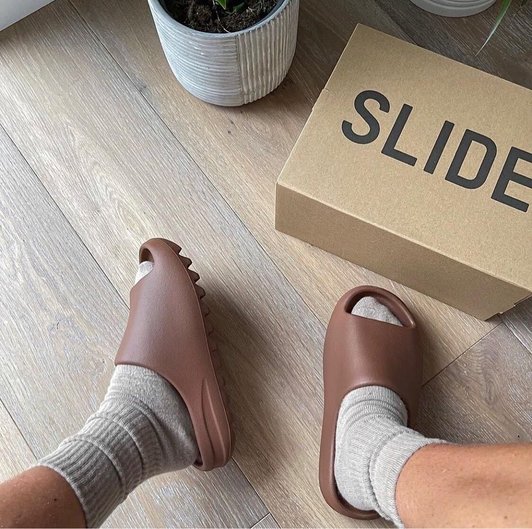 Dép Chính Hãng - Adidas Yeezy Slide 