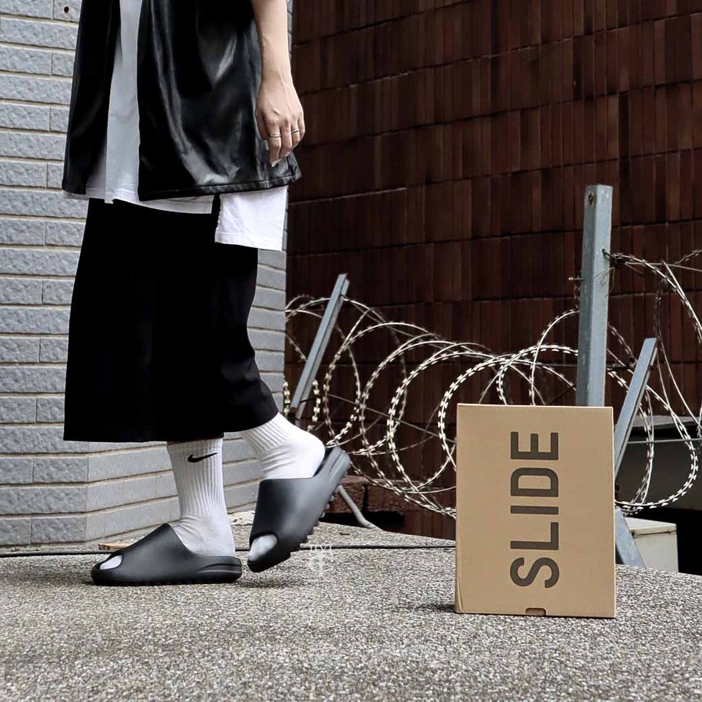 Dép Chính Hãng - Adidas Yeezy Slide Onyx Black - HQ6448