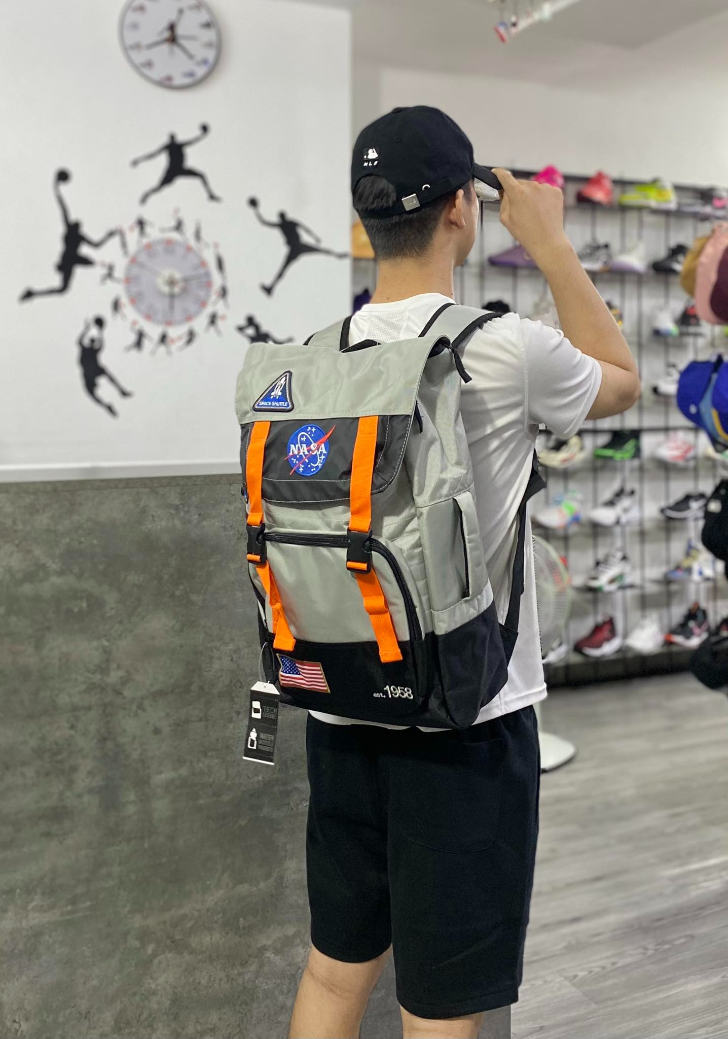 Space Shuttle Nasa Roll Top Backpack PHỤ KIỆN CHÍNH HÃNG Balo NASA