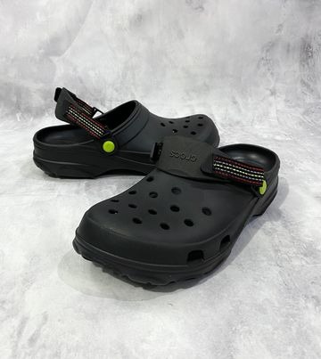 Dép Chính Hãng - Sục Crocs Camo Terra Clog Đen Chấm Vàng - SCR- 015
