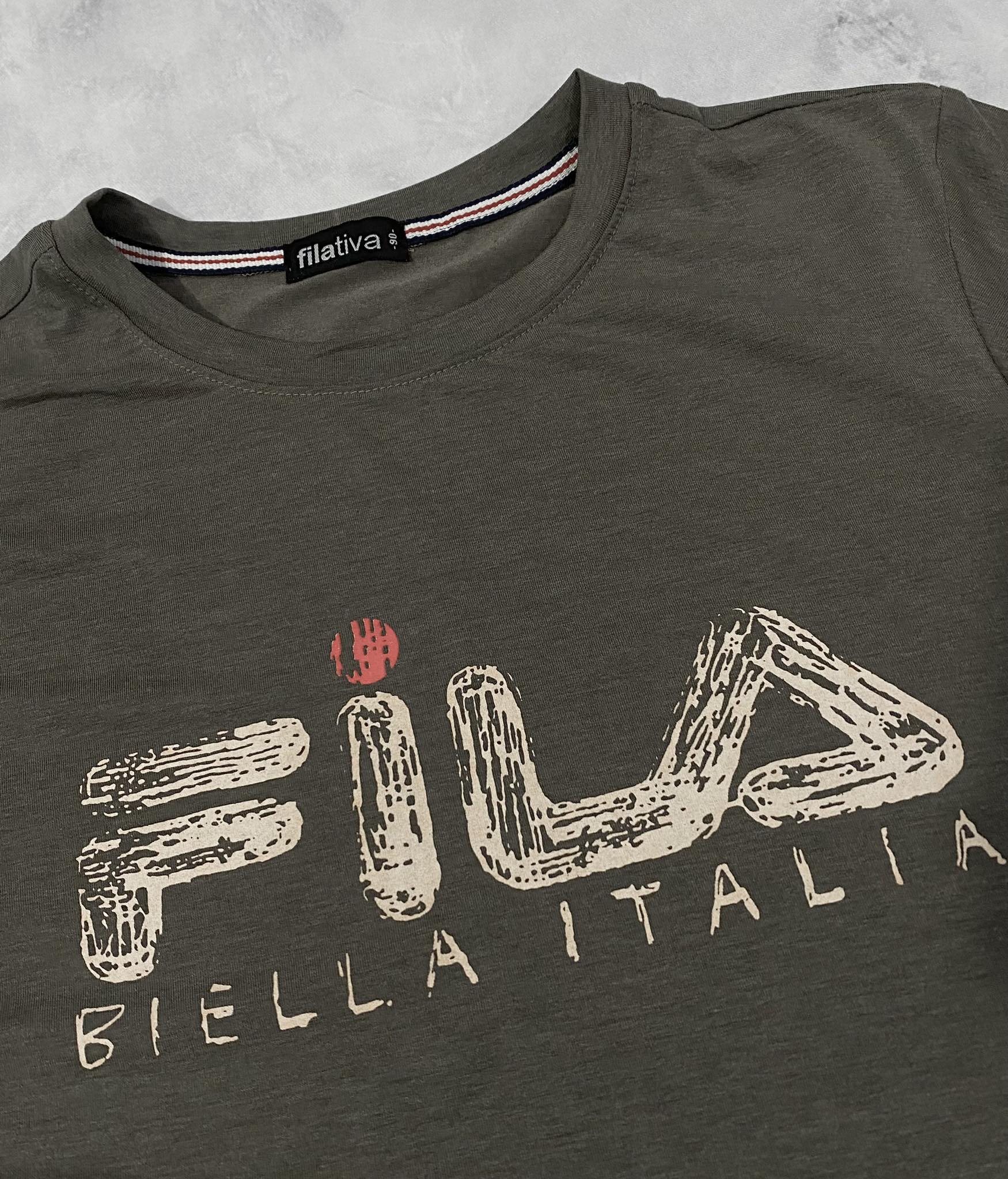 Áo Tshirts Chính Hãng - Fila BielLa Italia T-shirt Nâu Đậm - FI4EW-M1