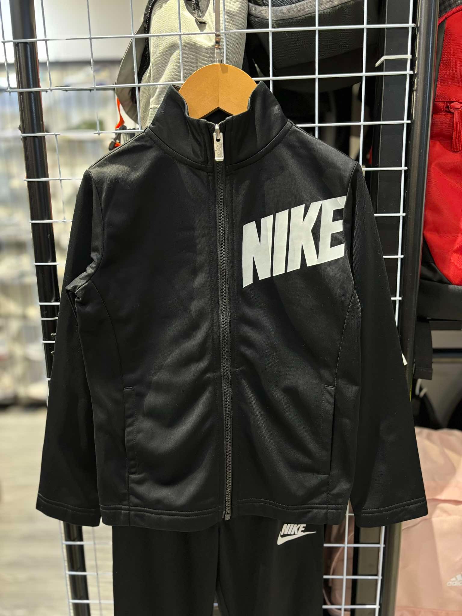 Áo Trẻ Em - Nike Boys Sportswear Track Jacket - AKT-04