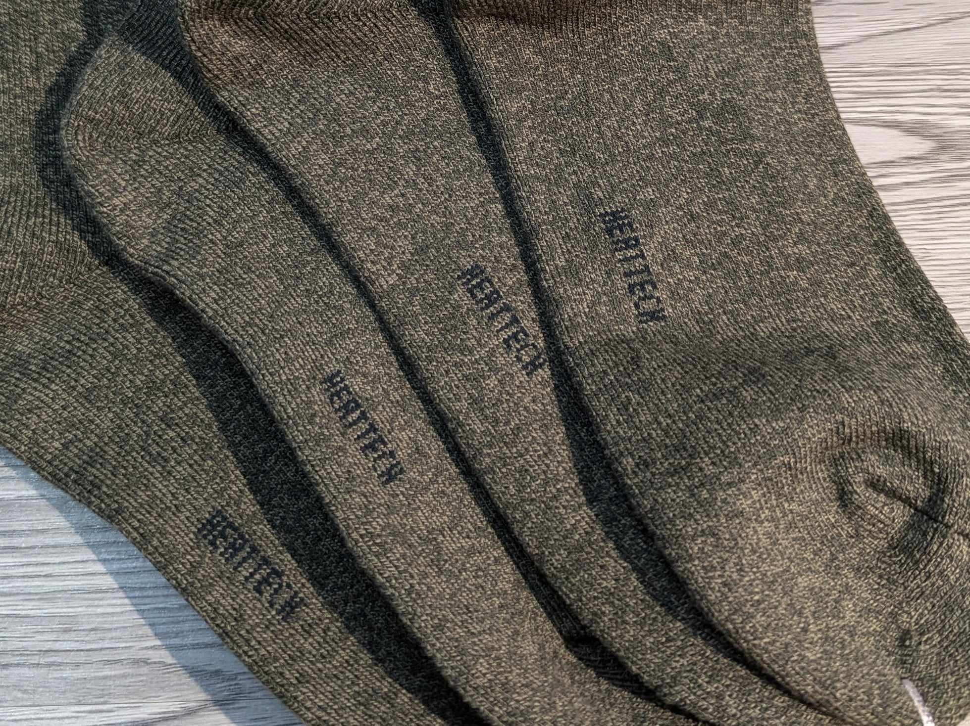 Phụ Kiện Chính Hãng - Tất Uniqlo Heattech Socks 'Xanh Rêu' (3 đôi/pack ) - UNQ-07
