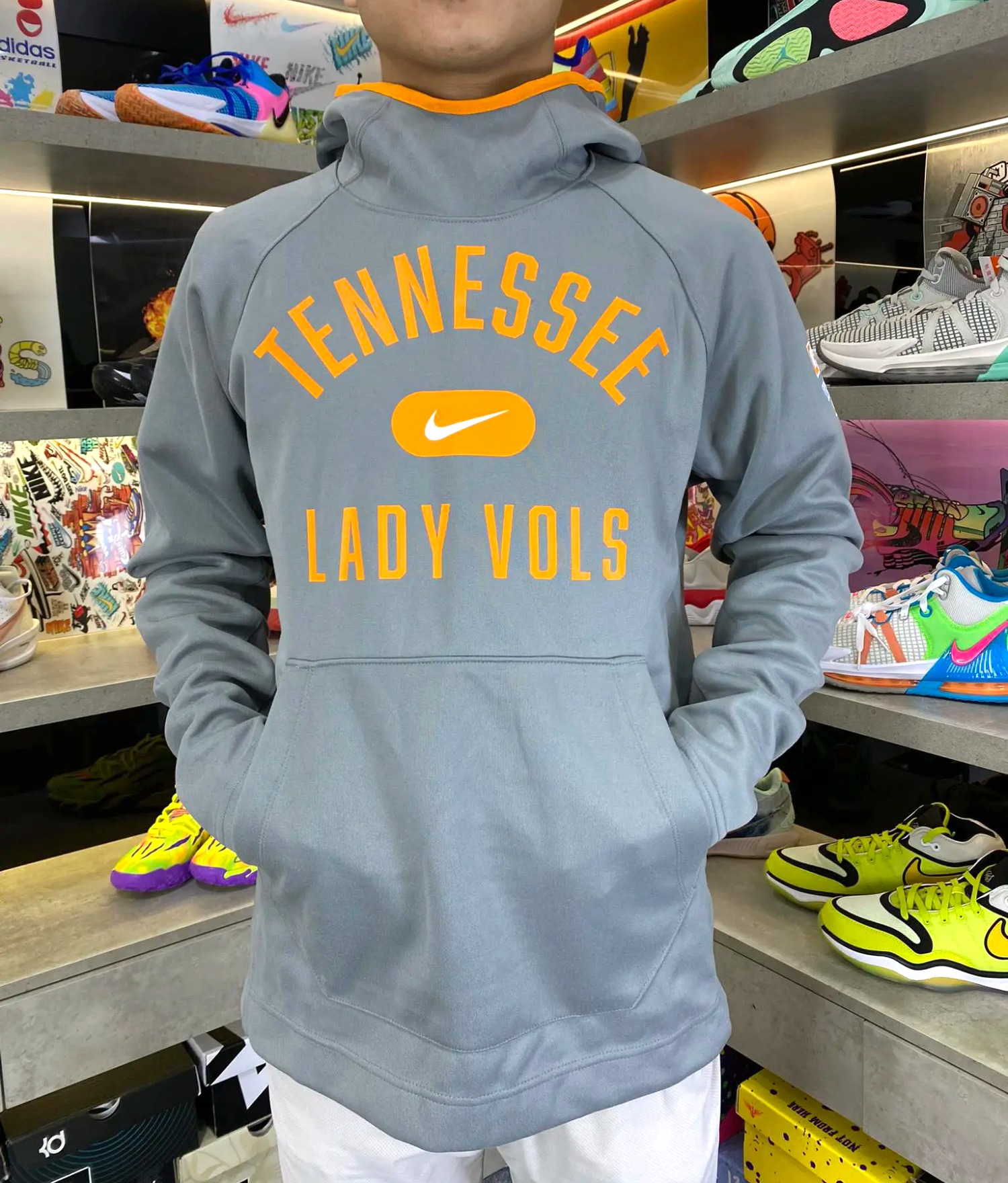 Áo Hoodie Chính Hãng - Nike Men's Text Tennessee Lady Vols Mũ Viền Vàng 