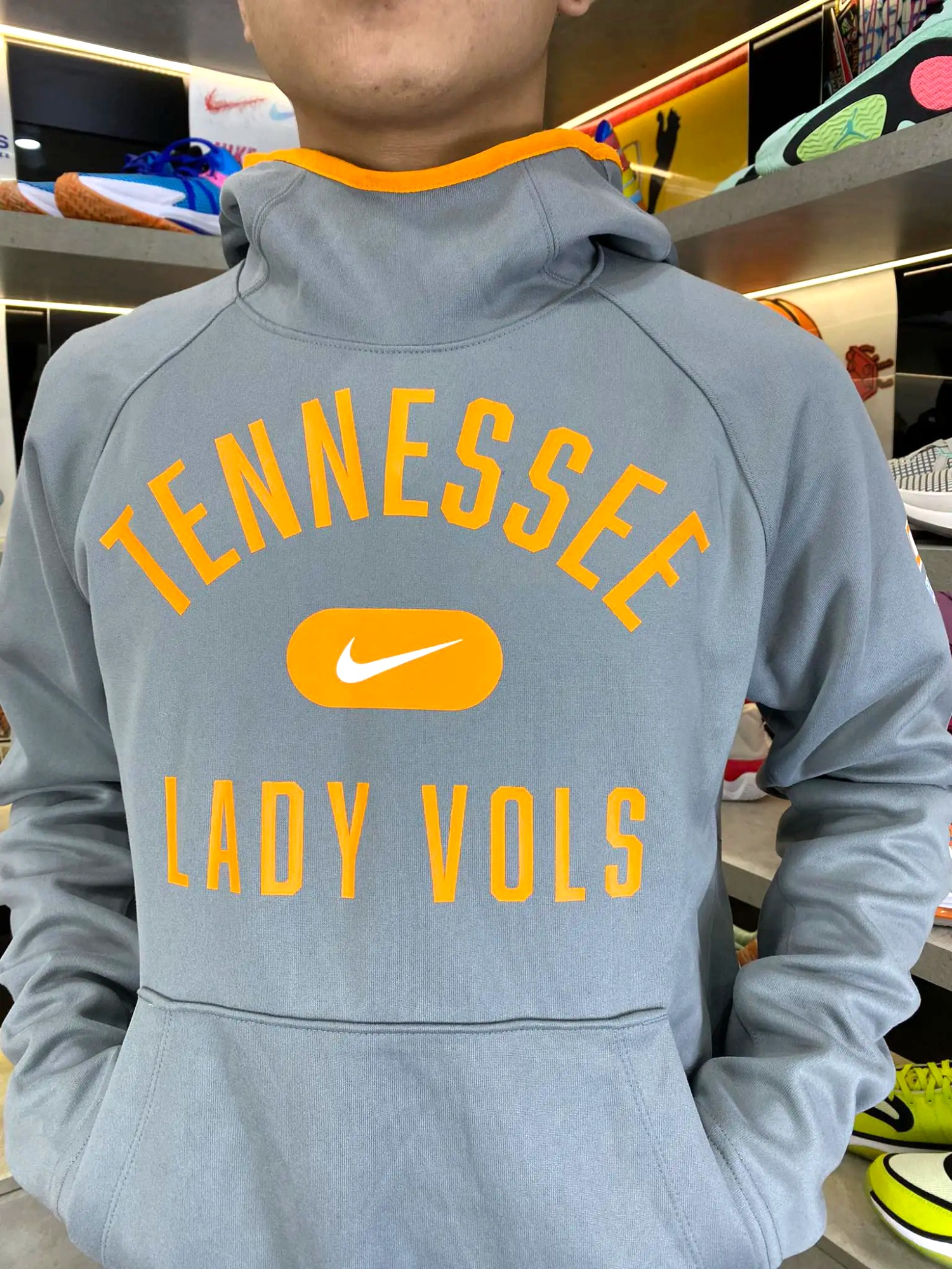 Áo Hoodie Chính Hãng - Nike Men's Text Tennessee Lady Vols Mũ Viền Vàng 