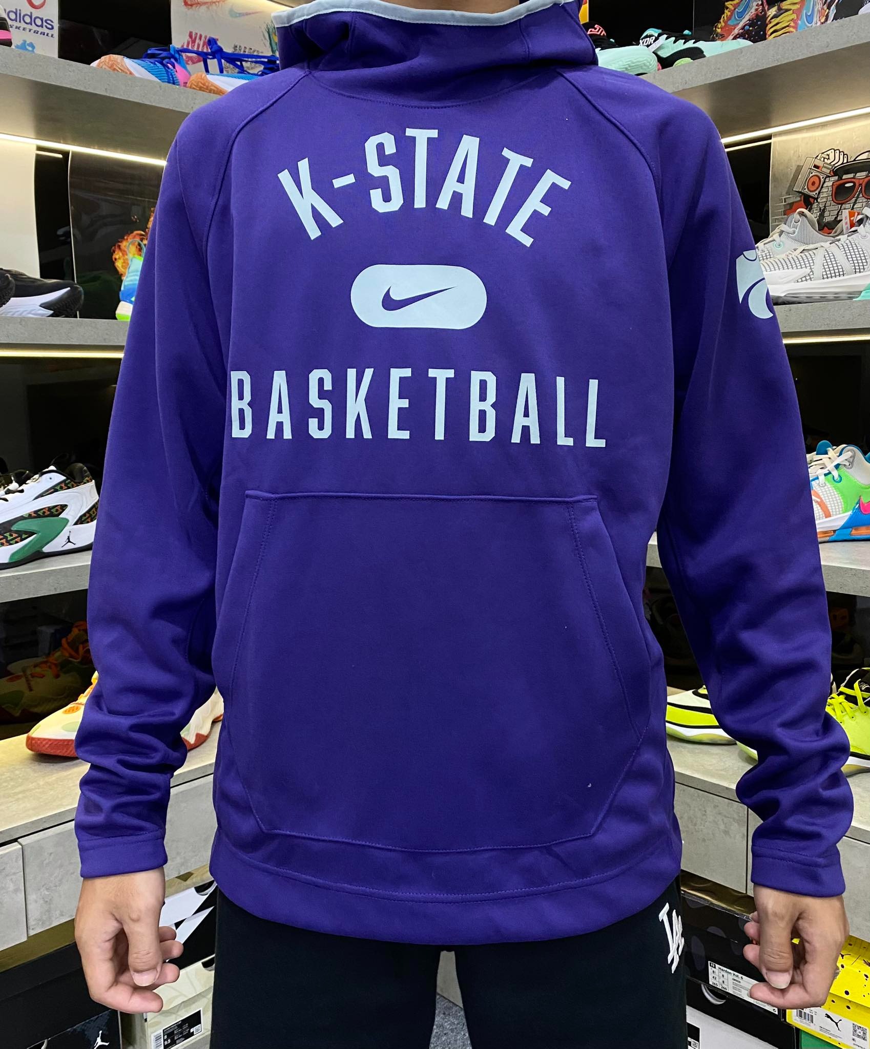 Áo Hoodie Chính Hãng - Nike Men's Text K-State Basketball Mũ Viền Trắng - AHD-02