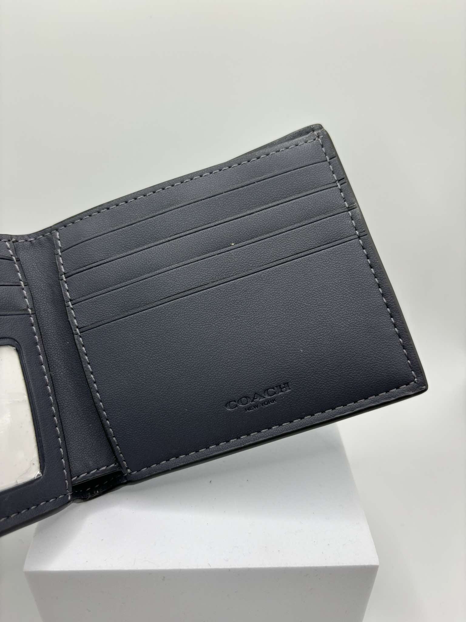 Phụ Kiện Chính Hãng - Ví Coach Men's Horse 'Denim' - VC26