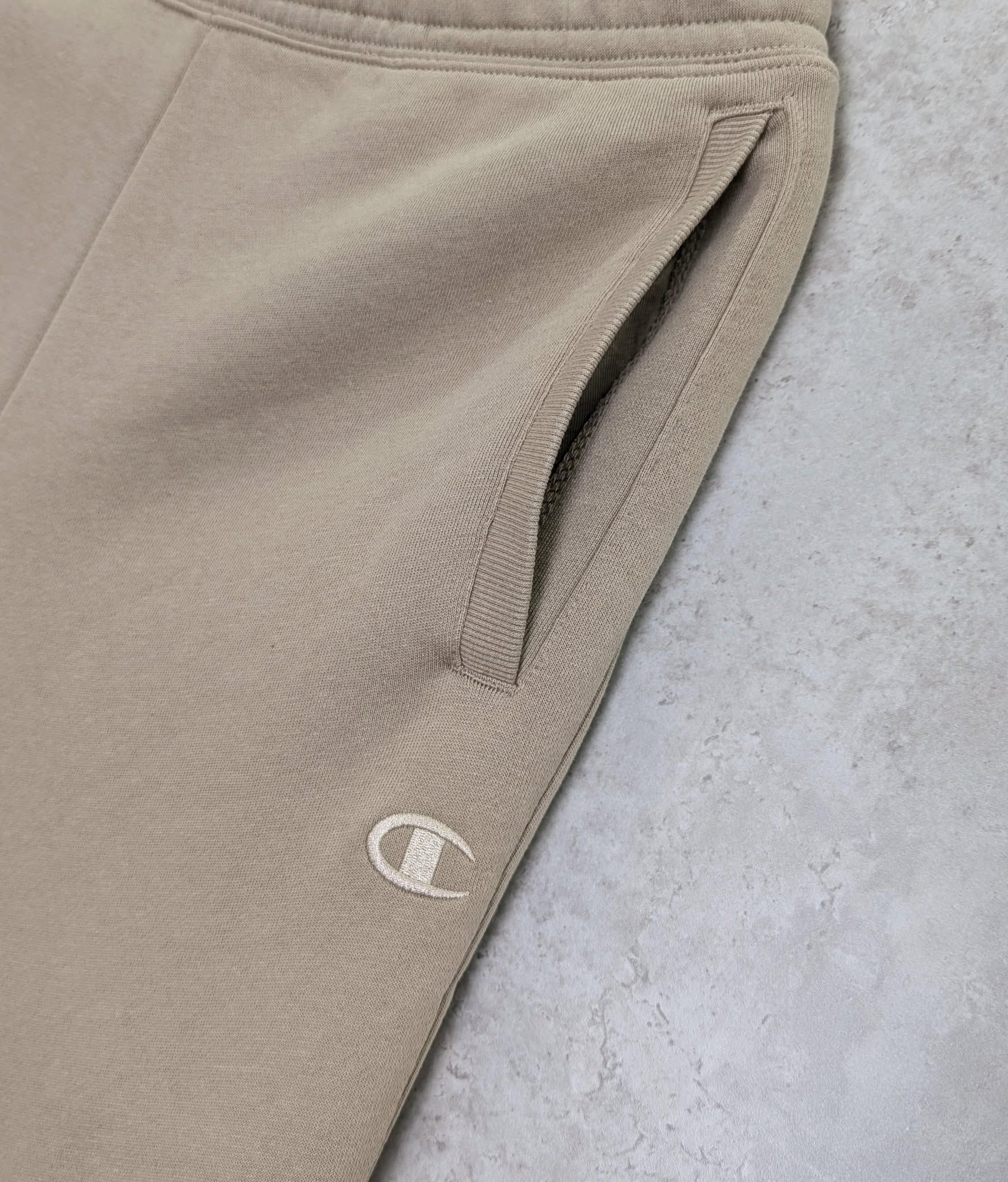 Quần Dài Chính Hãng - Quần Nỉ Bông Champion 'Beige' - QC01