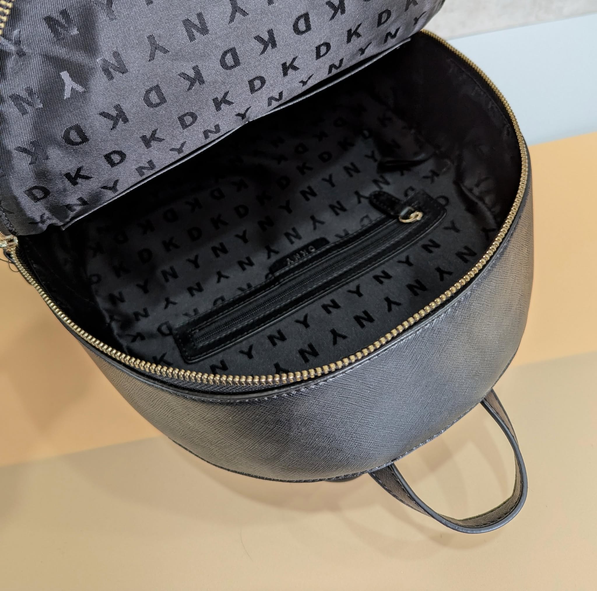 Phụ Kiện Chính Hãng - Balo Nữ DKNY Bryant Crossbody Bag 'Black' - DKNY-001