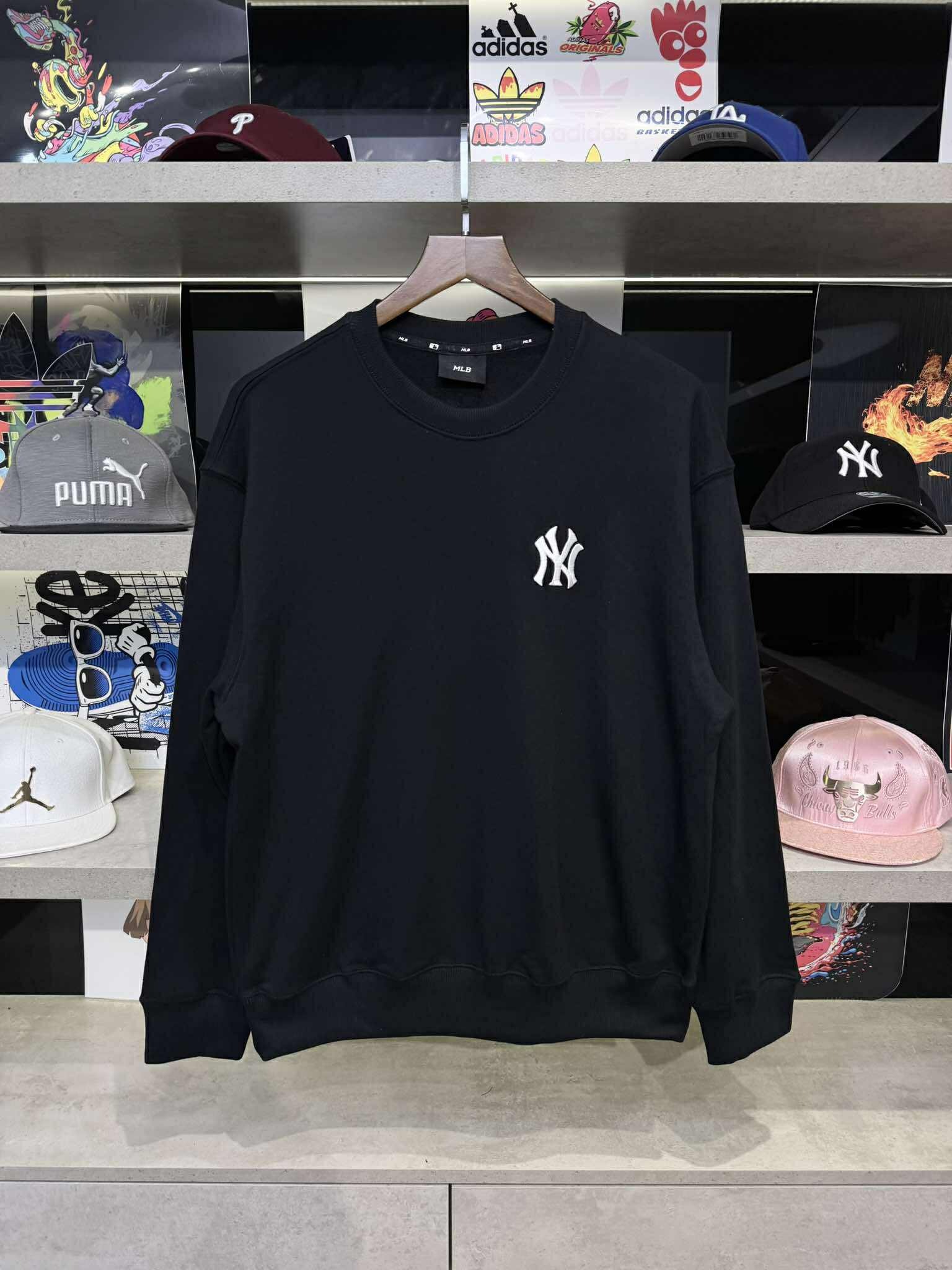 Áo Sweater Chính Hãng - MLB Monogram New York Yankees 
