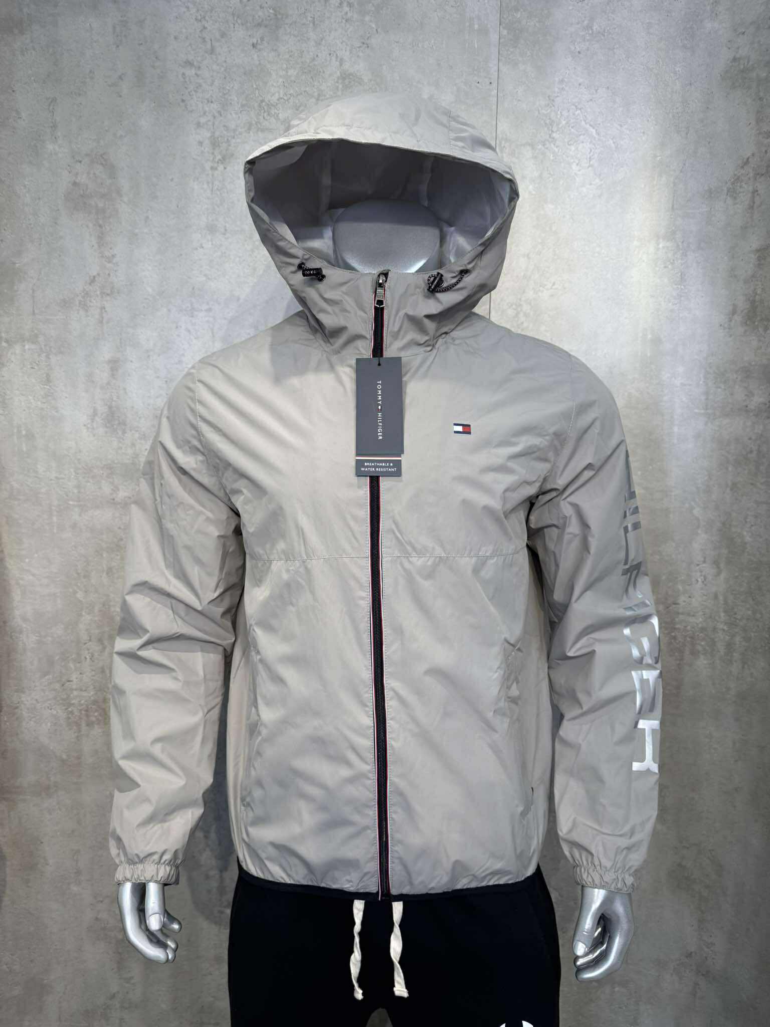 Áo Khoác Chính Hãng - Tommy Hilfiger Zipper Nylon Jacket 
