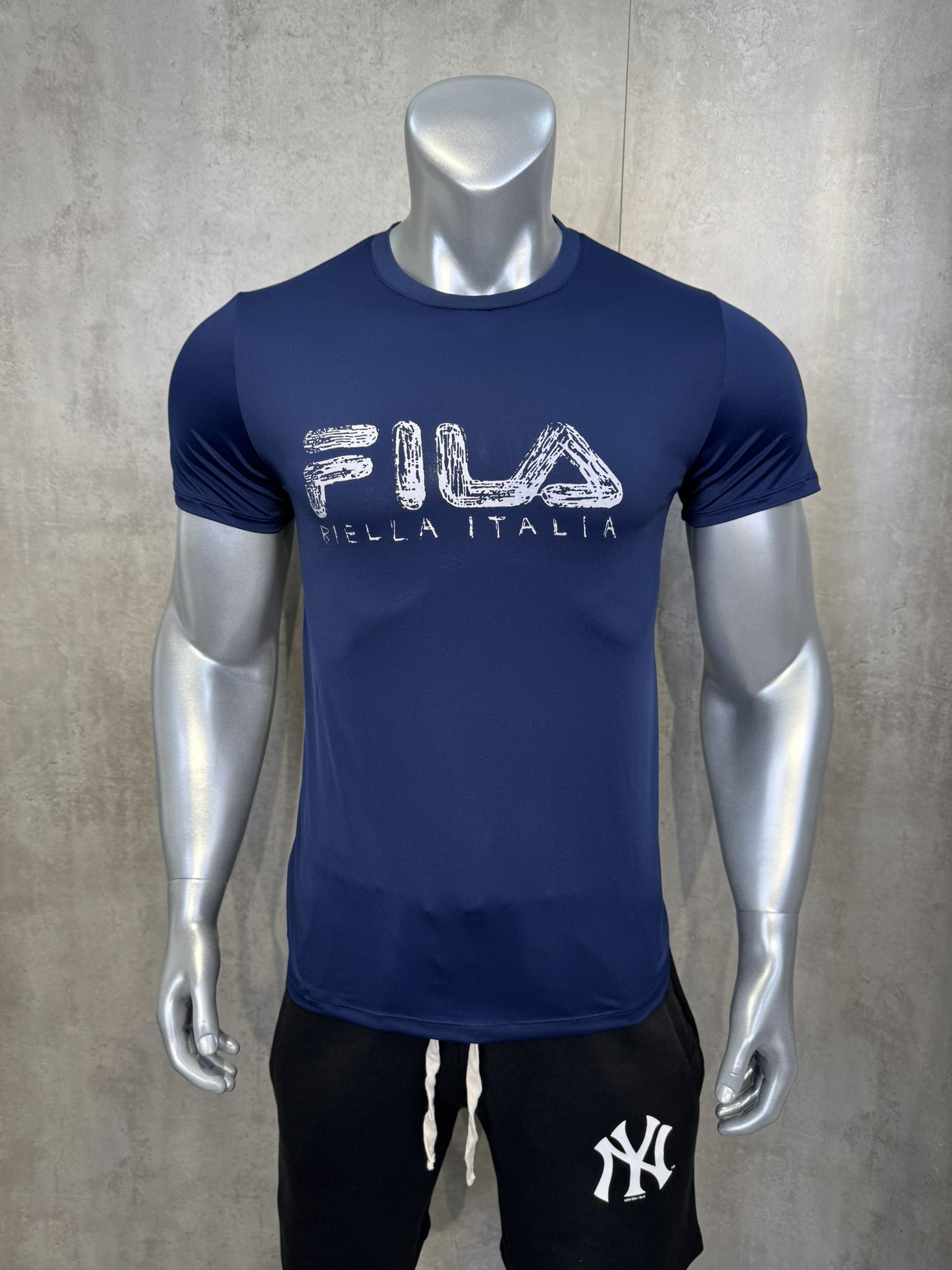 ÁO TSHIRTS CHÍNH HÃNG - Fila BielLa Italia T-shirt Navy - FI4EWB2001M