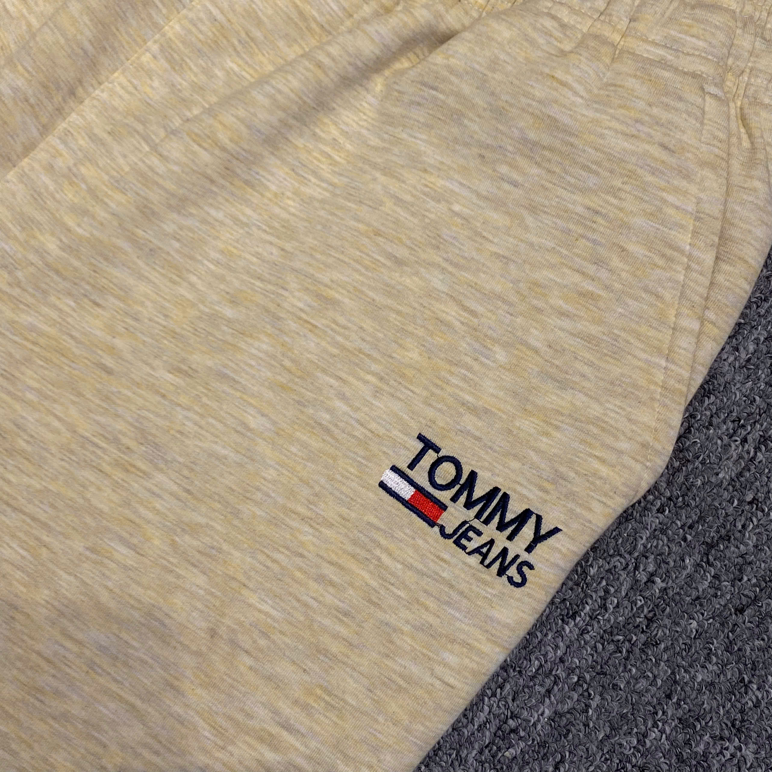 Quần Dài Chính Hãng - Tommy Hilfiger Men's Jeans Jogger Sweatpants 'Vàng Xạm' - 78F0249-691