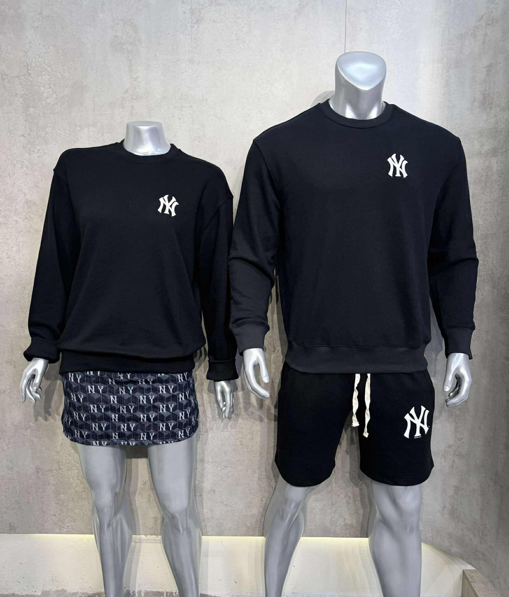 Áo Sweater Chính Hãng - MLB Monogram New York Yankees 
