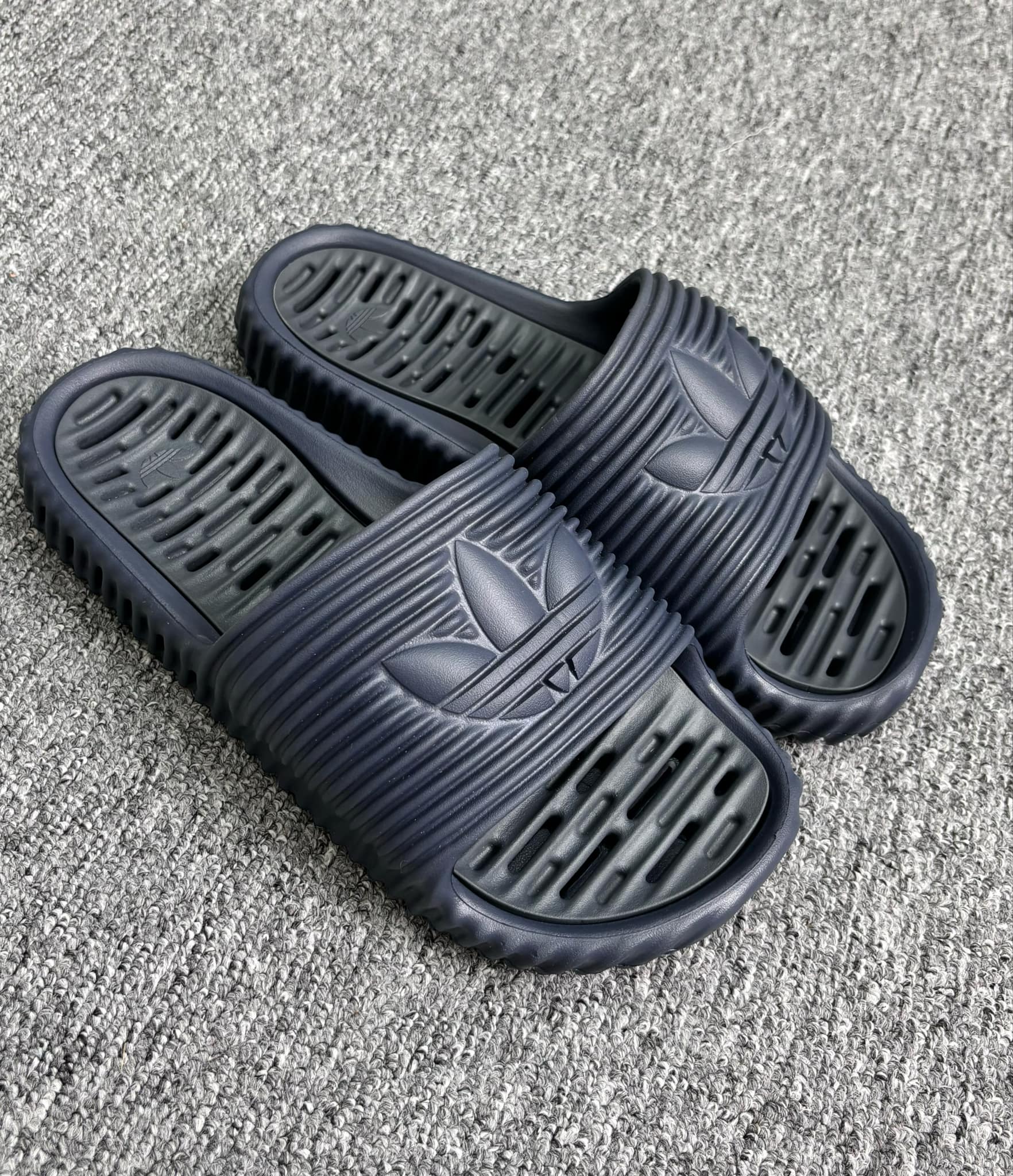 Dép Chính Hãng - Adidas Adilette 25 Crystal 