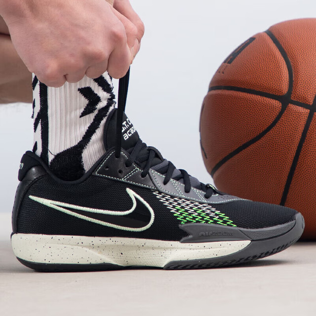 Giày Bóng Rổ Chính Hãng - Nike G.T. Cut Academy Black - FB2598-001