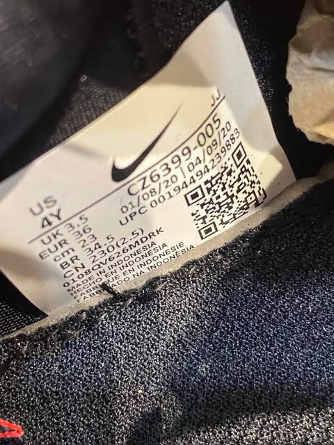 Giày Casual Chính Hãng - Nike Air Zoom Arcadia 