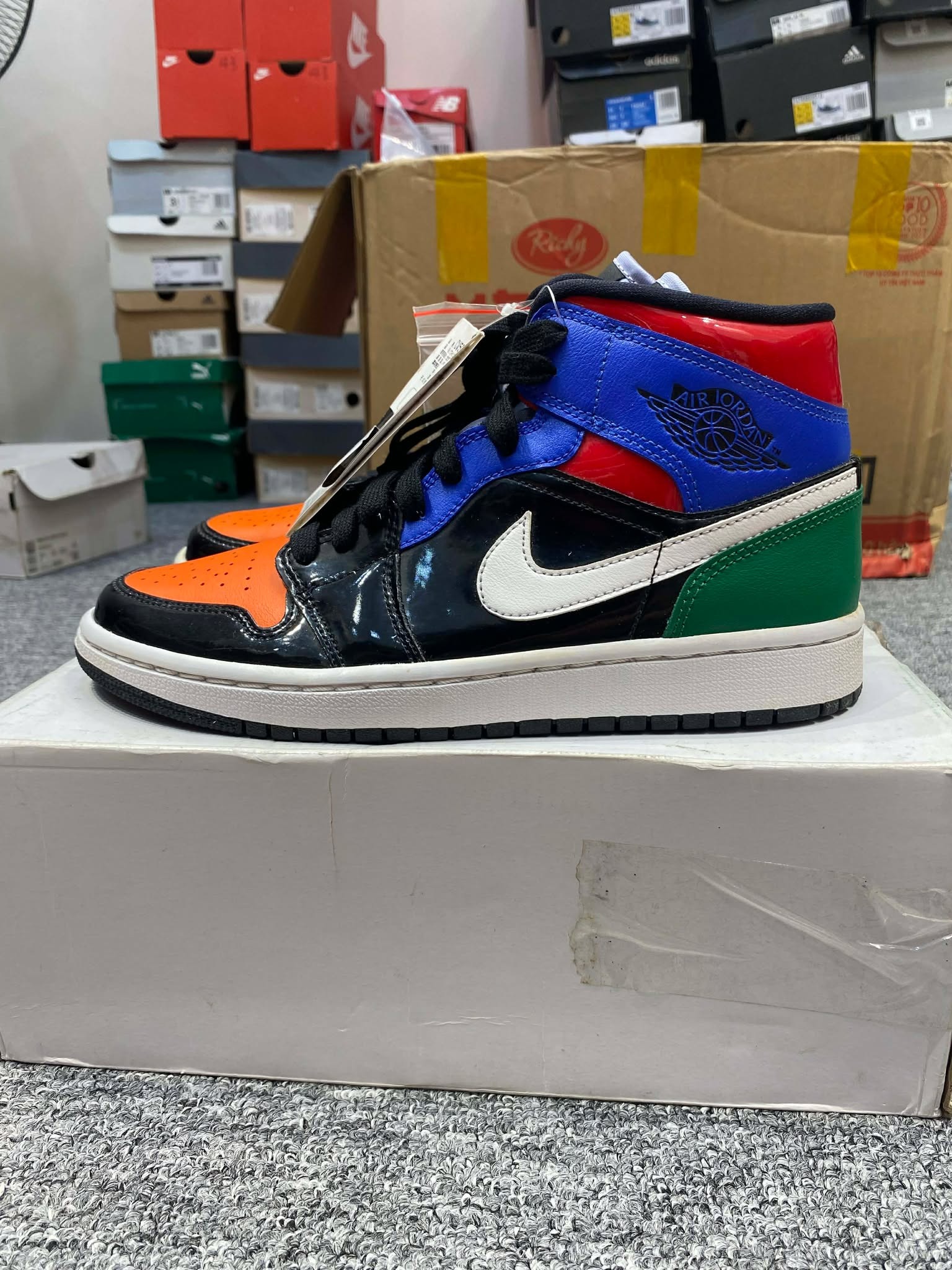 Giày Casual Chính Hãng - Nike Air Jordan 1 Mid 'Multi Patent' - CV5276-001