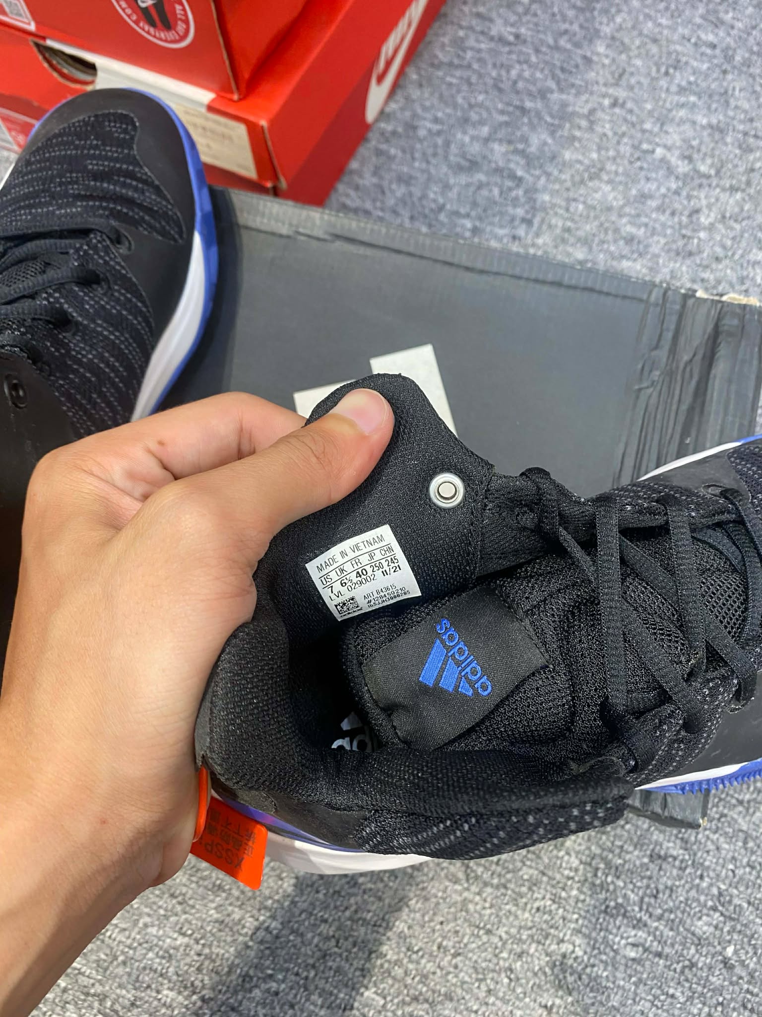 Giày Bóng Rổ Chính Hãng - Adidas EXPLOSIVE FLASH 