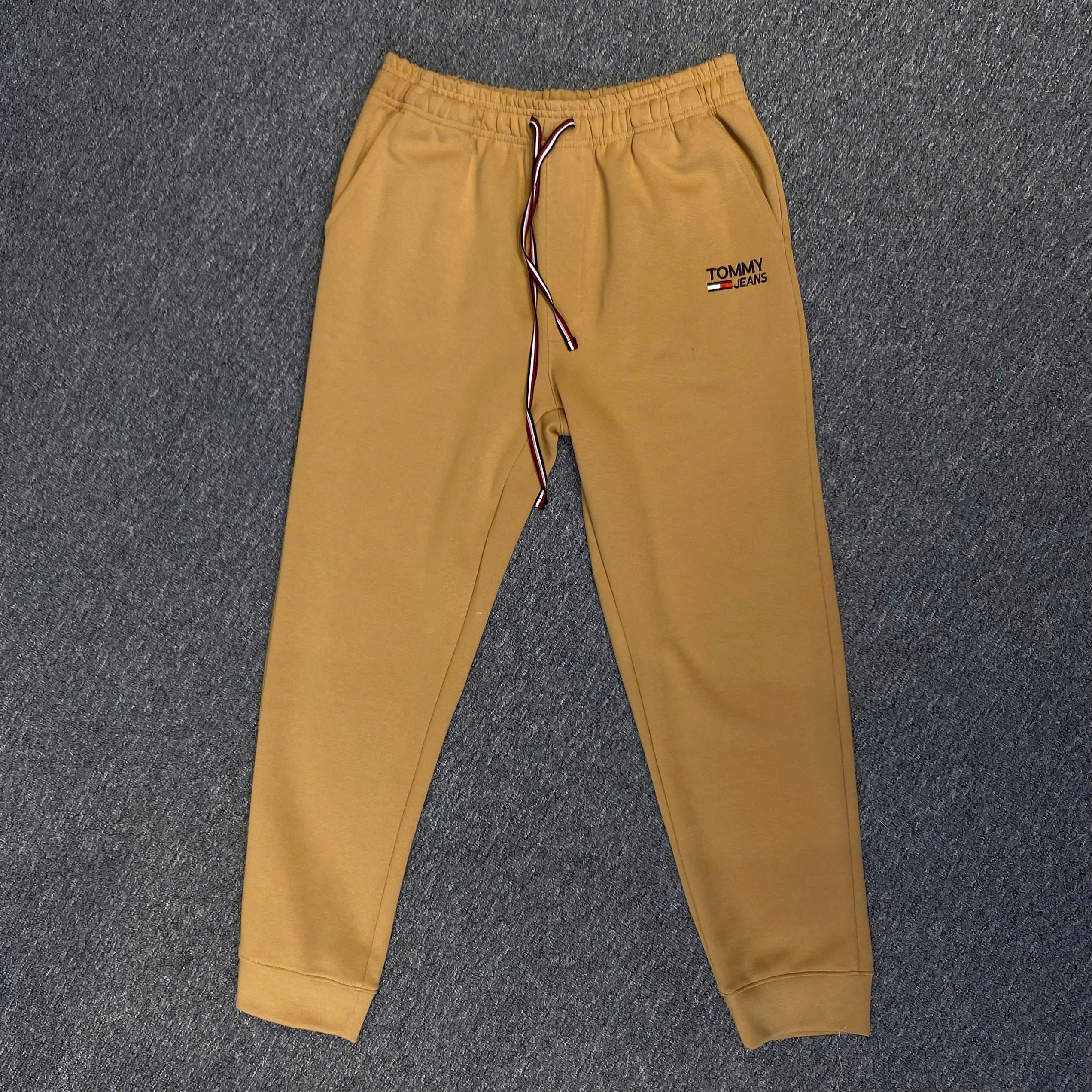 Quần Dài Chính Hãng - Tommy Hilfiger Men's Jeans Jogger Sweatpants 'Yellow Brown' - 78J1231-200