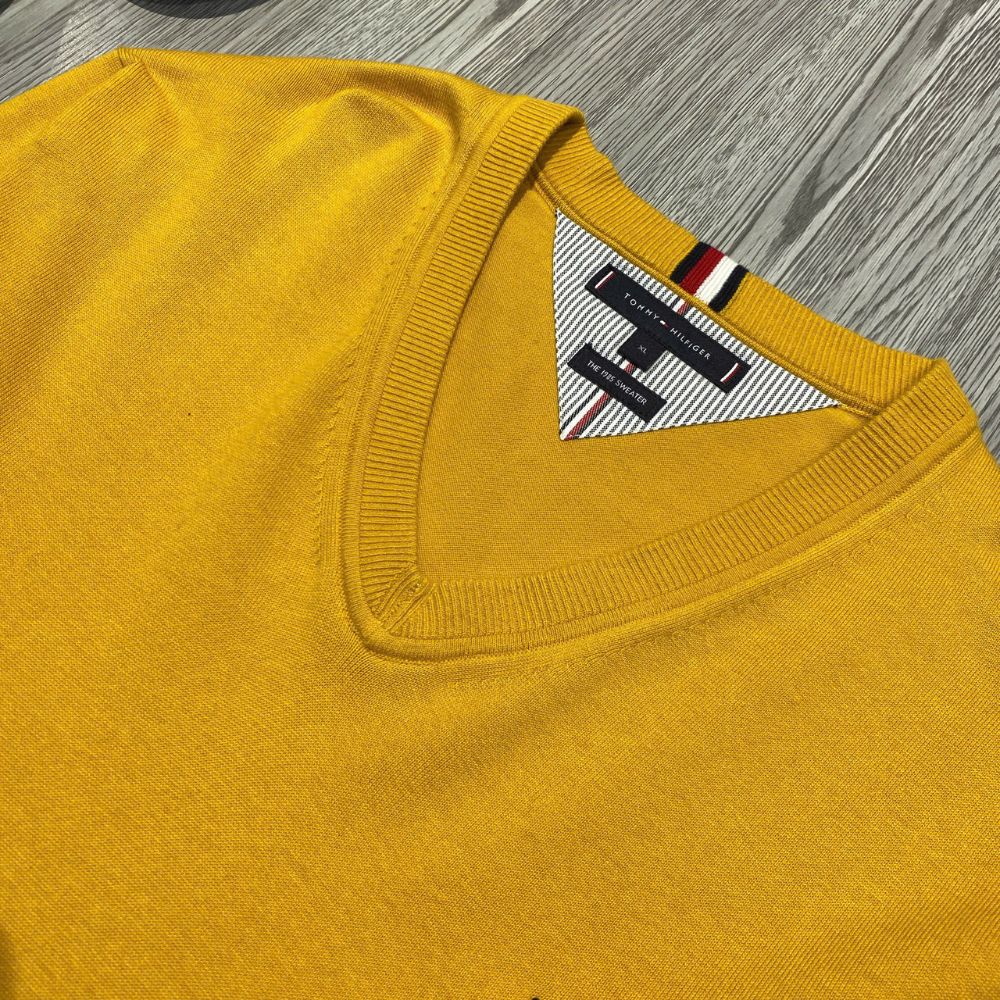 Áo Sweater Chính Hãng - Tommy Hilfiger V-neck Regular Fit 