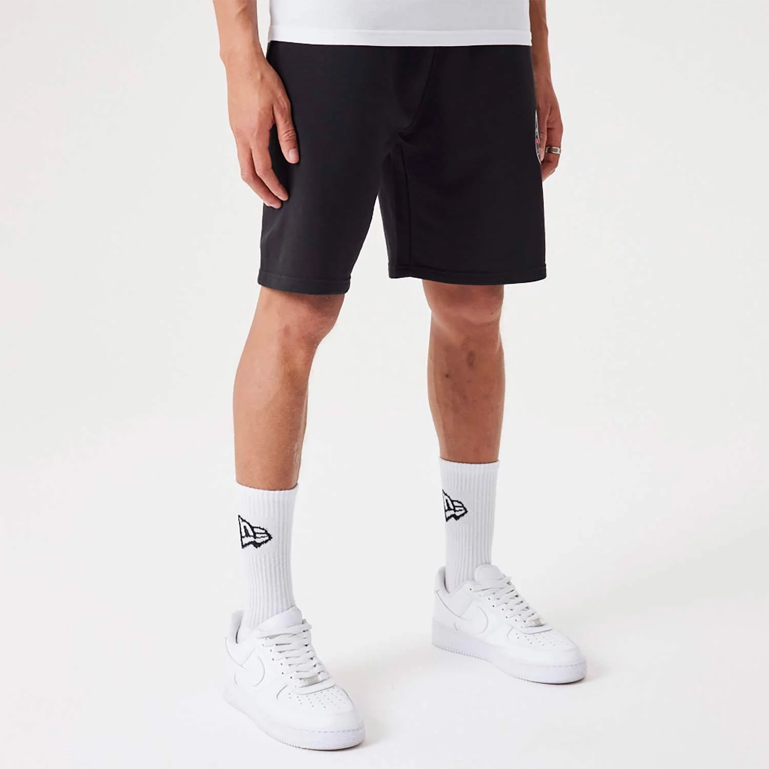 QUẦN SHORT - New Era Men's Chicago Bulls NBA Team Logo Shorts - 60332213 Quyetsneaker