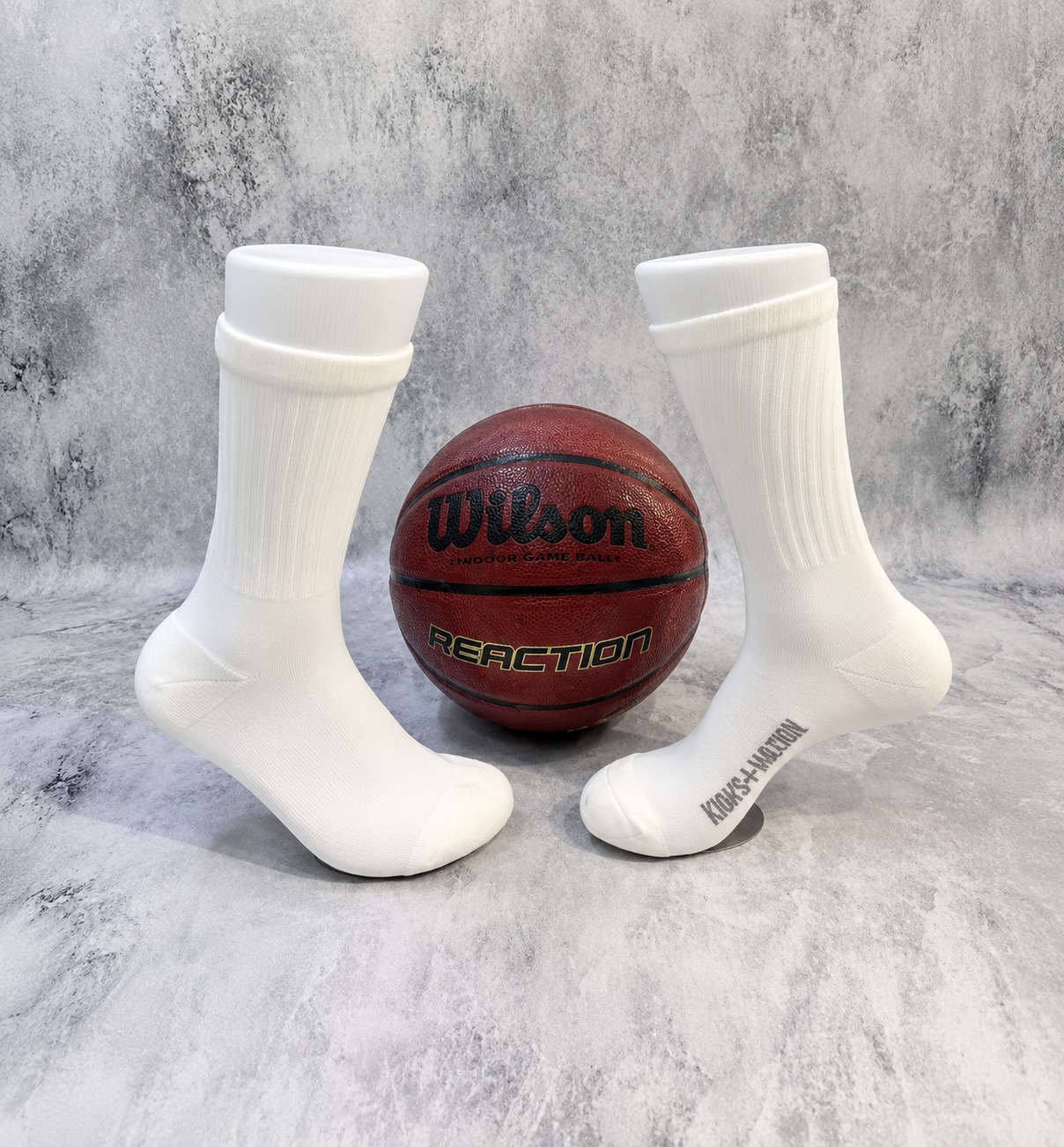 Phụ Kiện Chính Hãng - Tất Kaws Warhol Uniqlo Cream Blue Socks ( 2 đôi/Pack ) - 473502