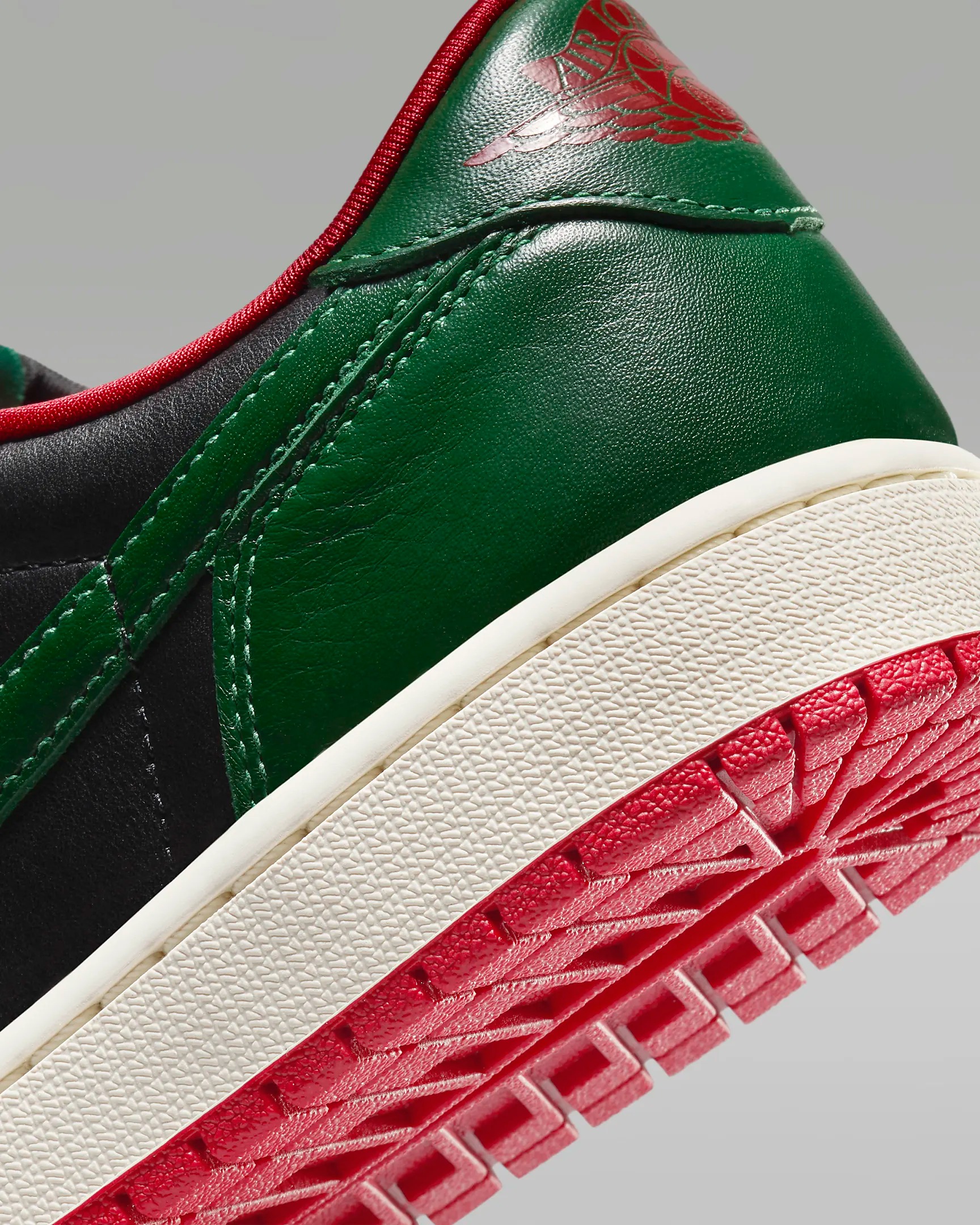 Giày Casual Chính Hãng - Nike Air Jordan 1 Retro Low OG “Black Gorge Green” - CZ0775-036