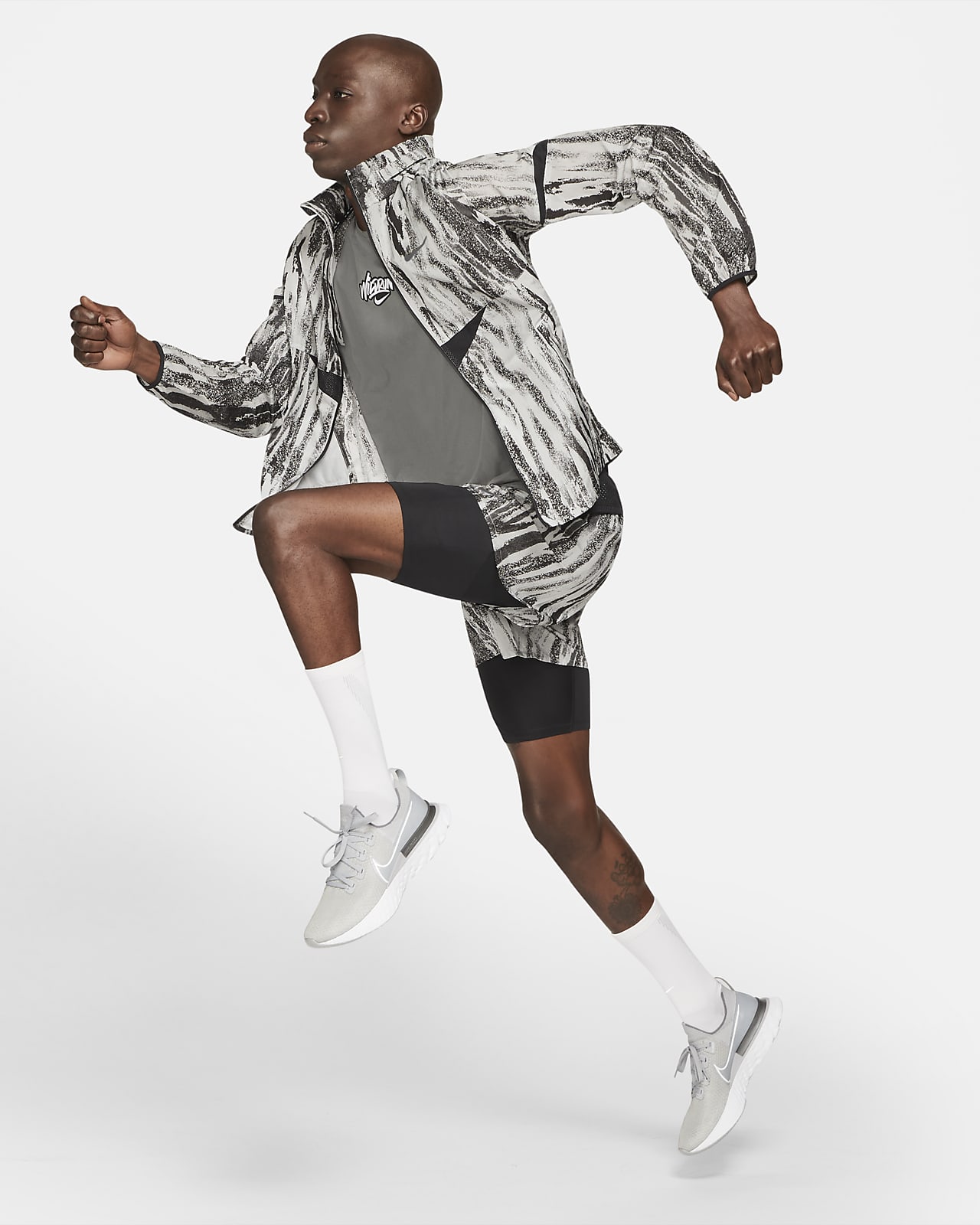 Áo Khoác Chính Hãng - Nike Windrunner Wild Run Printed Running Jacket 