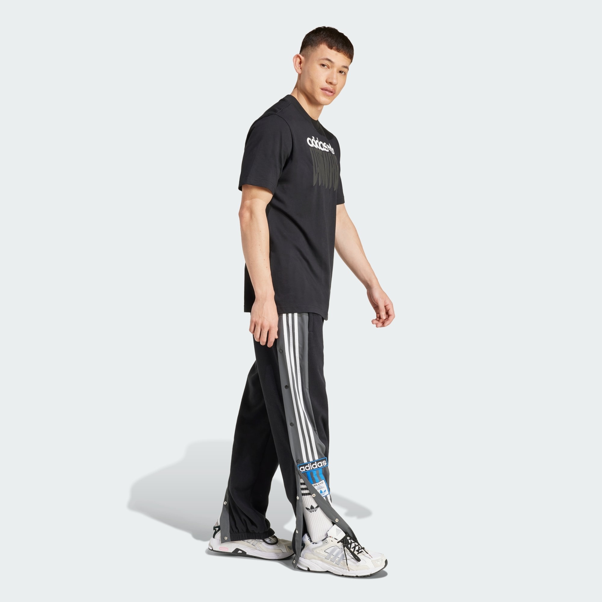 Áo Tshirts Chính Hãng - Adidas Graphic Loose Tee 'Black' - IZ4831