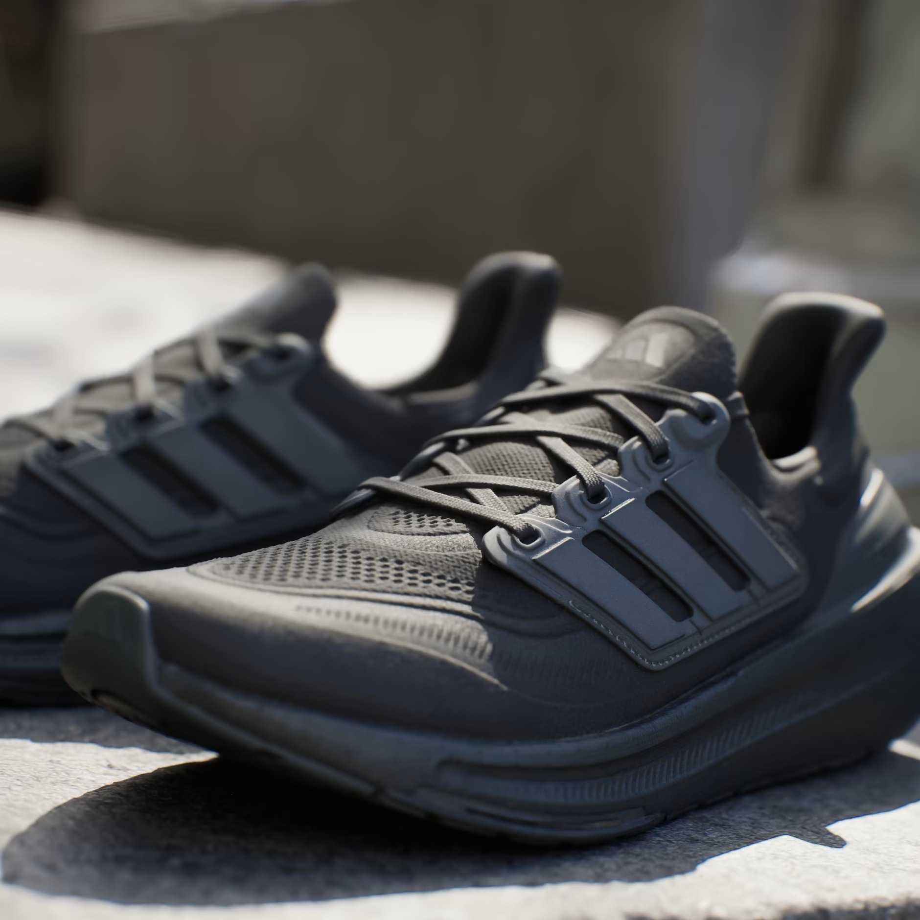 Giày Casual Chính Hãng - Adidas UltraboostLight 23 