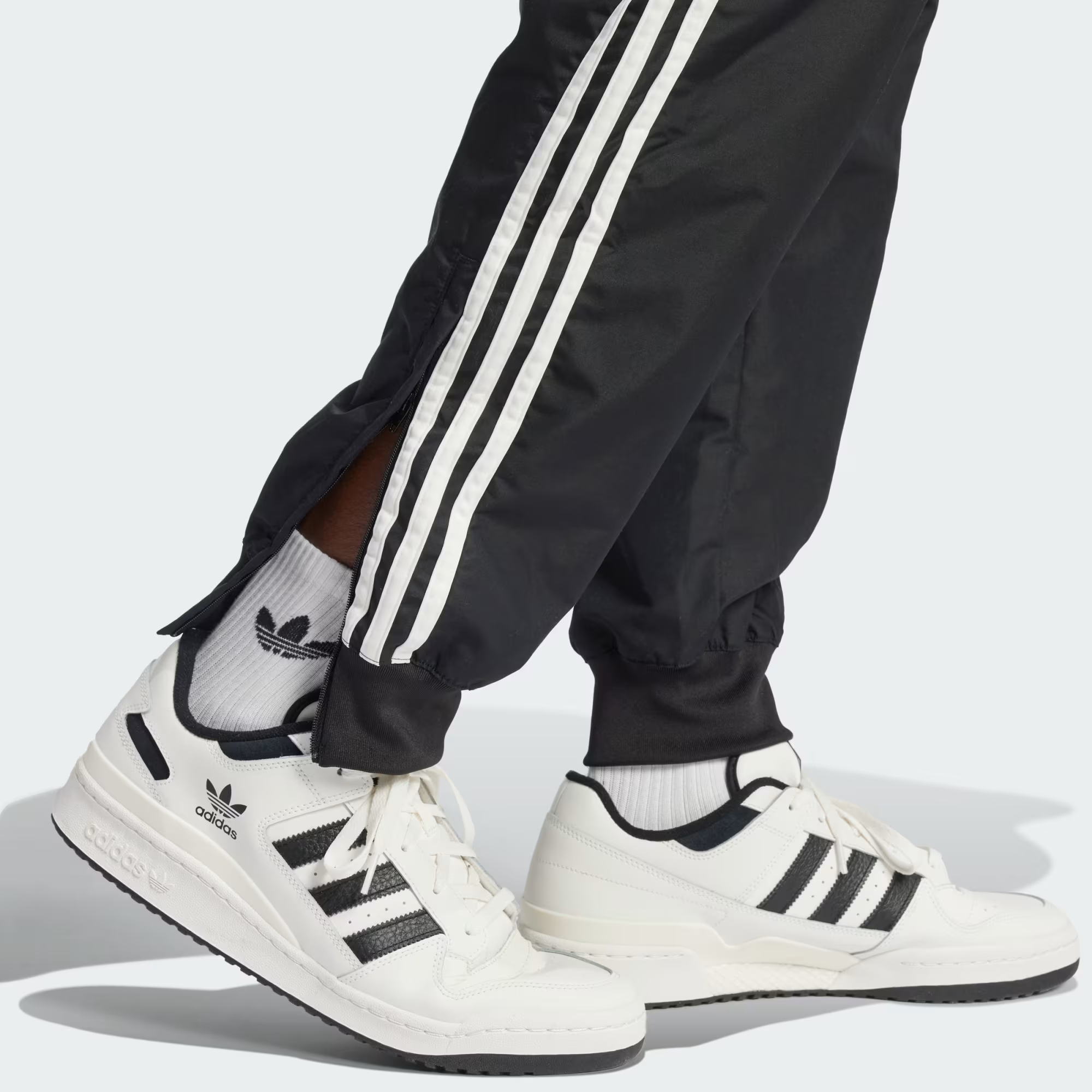Quần Dài Chính Hãng - Adidas Men Tracksuit Bottoms Q3 Atlanta '' Black'' - IX6723