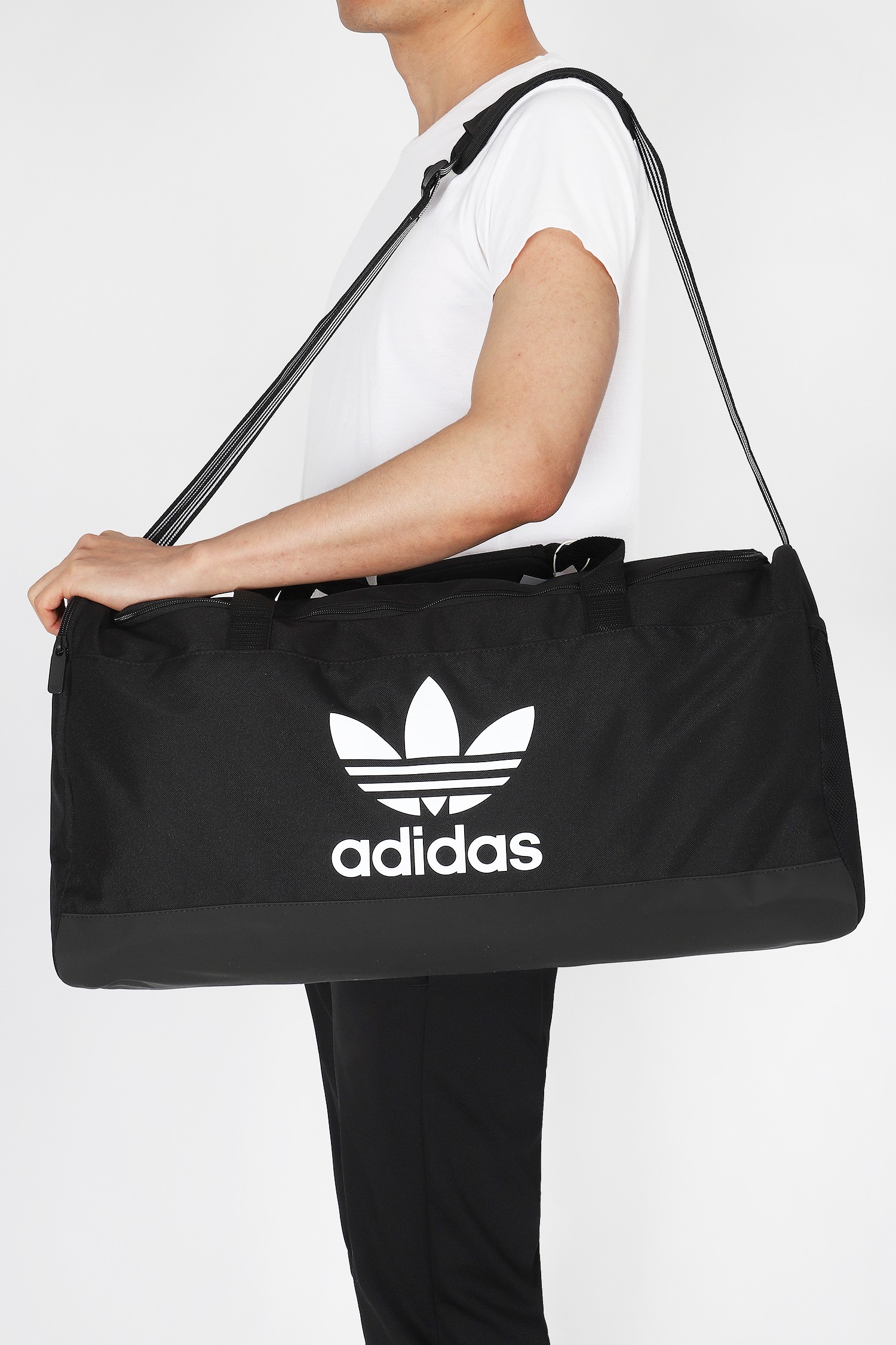 Phụ Kiện Chính Hãng - Túi Trống Adidas Originals Duffel Bag Black - IM9872