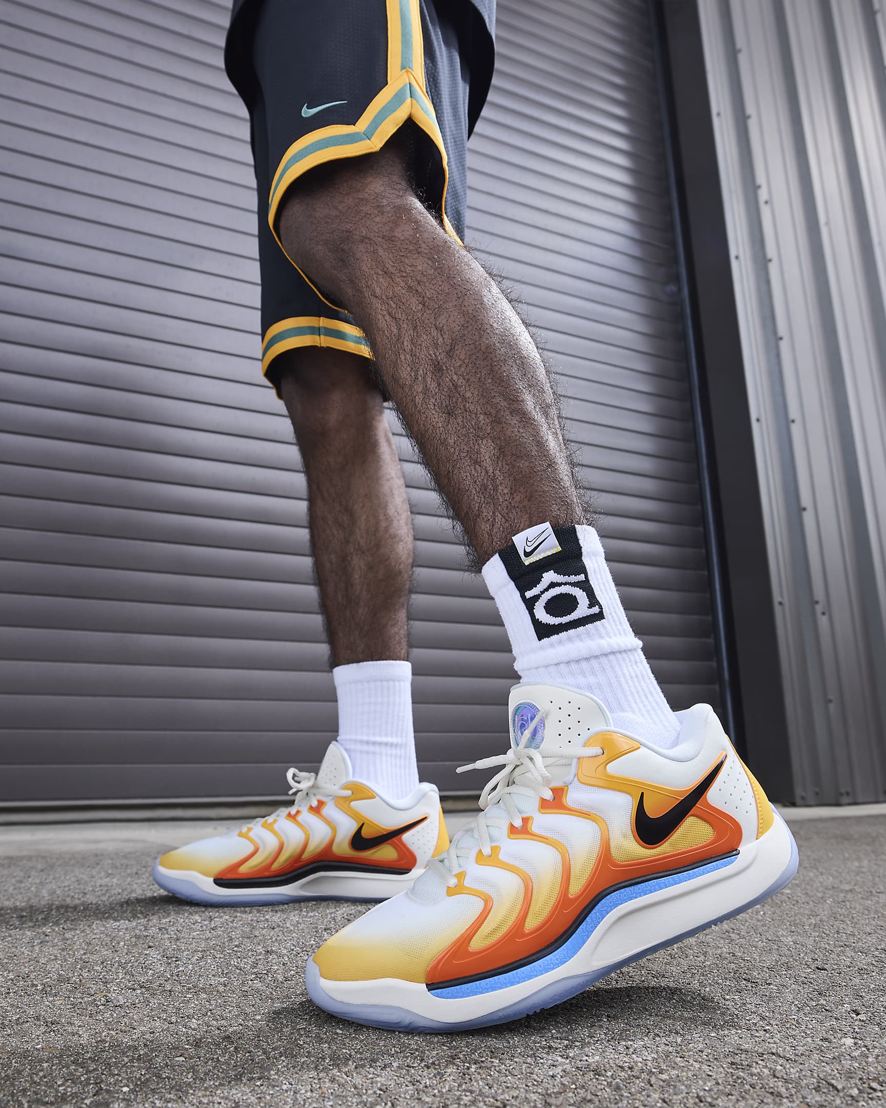 Giày Bóng Rổ Chính Hãng - Nike KD17 EP Basketball Shoes ''University Gold/Black'' - FJ9488-700
