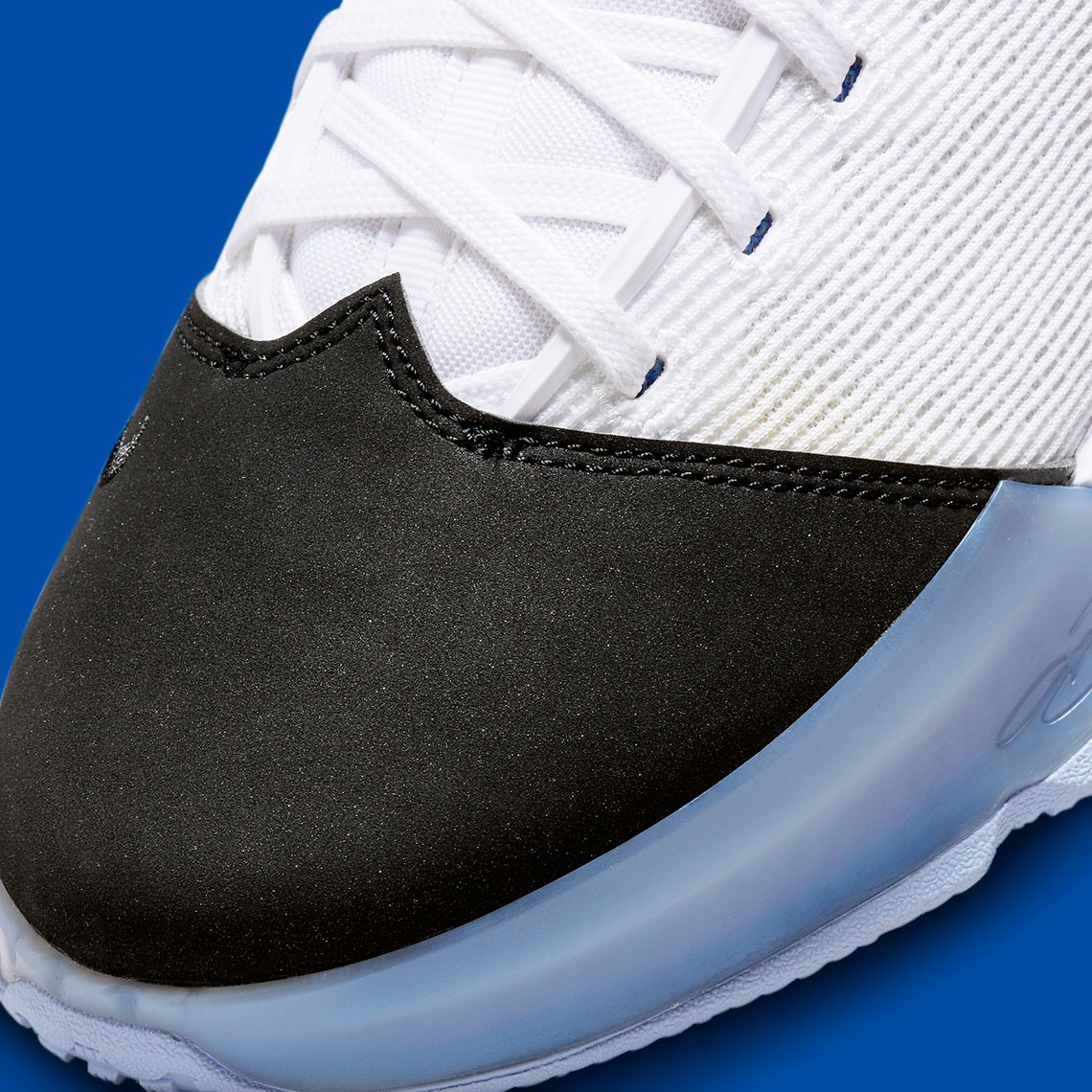 Giày Bóng Rổ Nike Chính Hãng LeBron 19 Lows Gives Off “Concord” Vibes - DH1270-100 Quyetsneaker