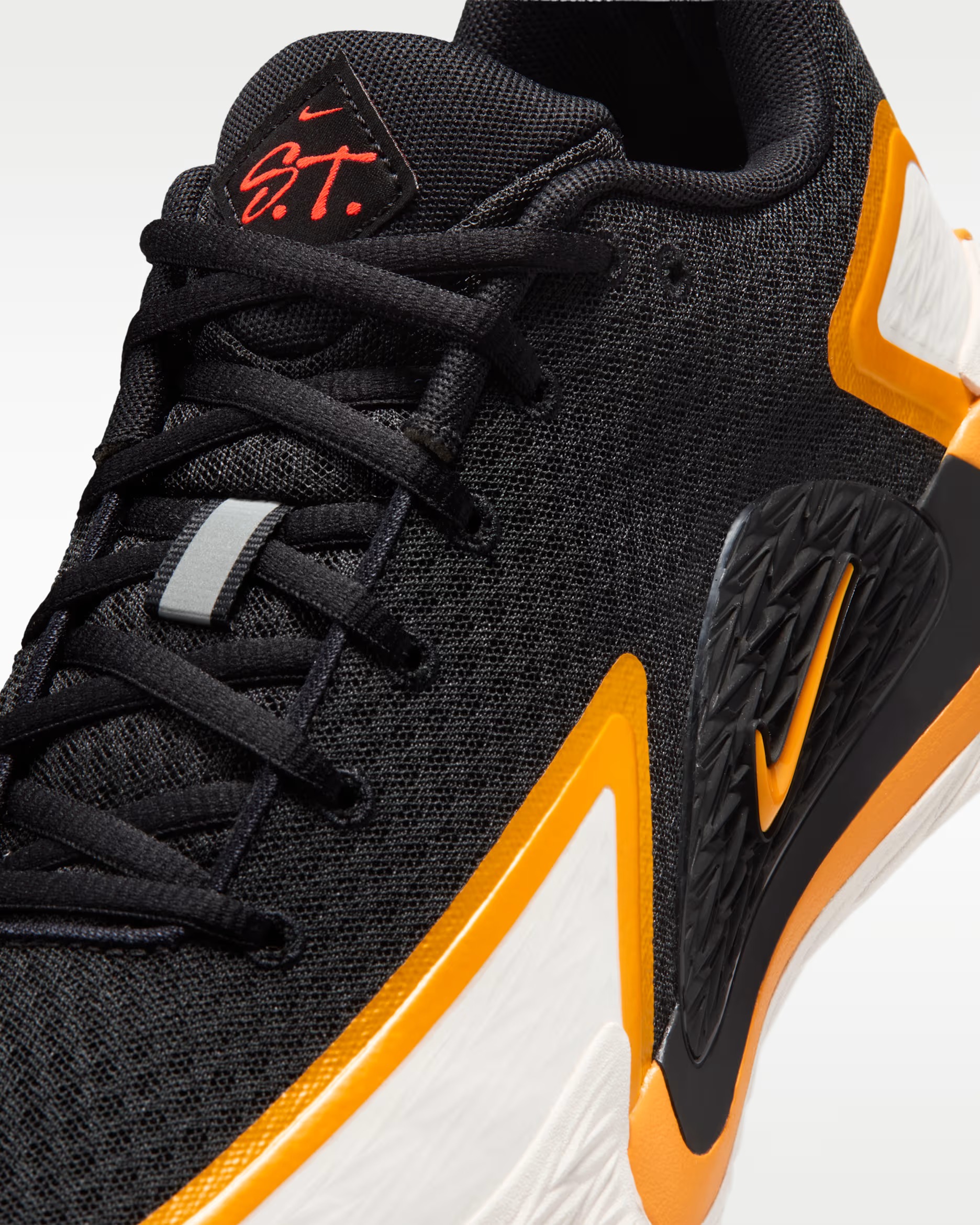 Giày Bóng Rổ Chính Hãng - Nike S.T. Glow 