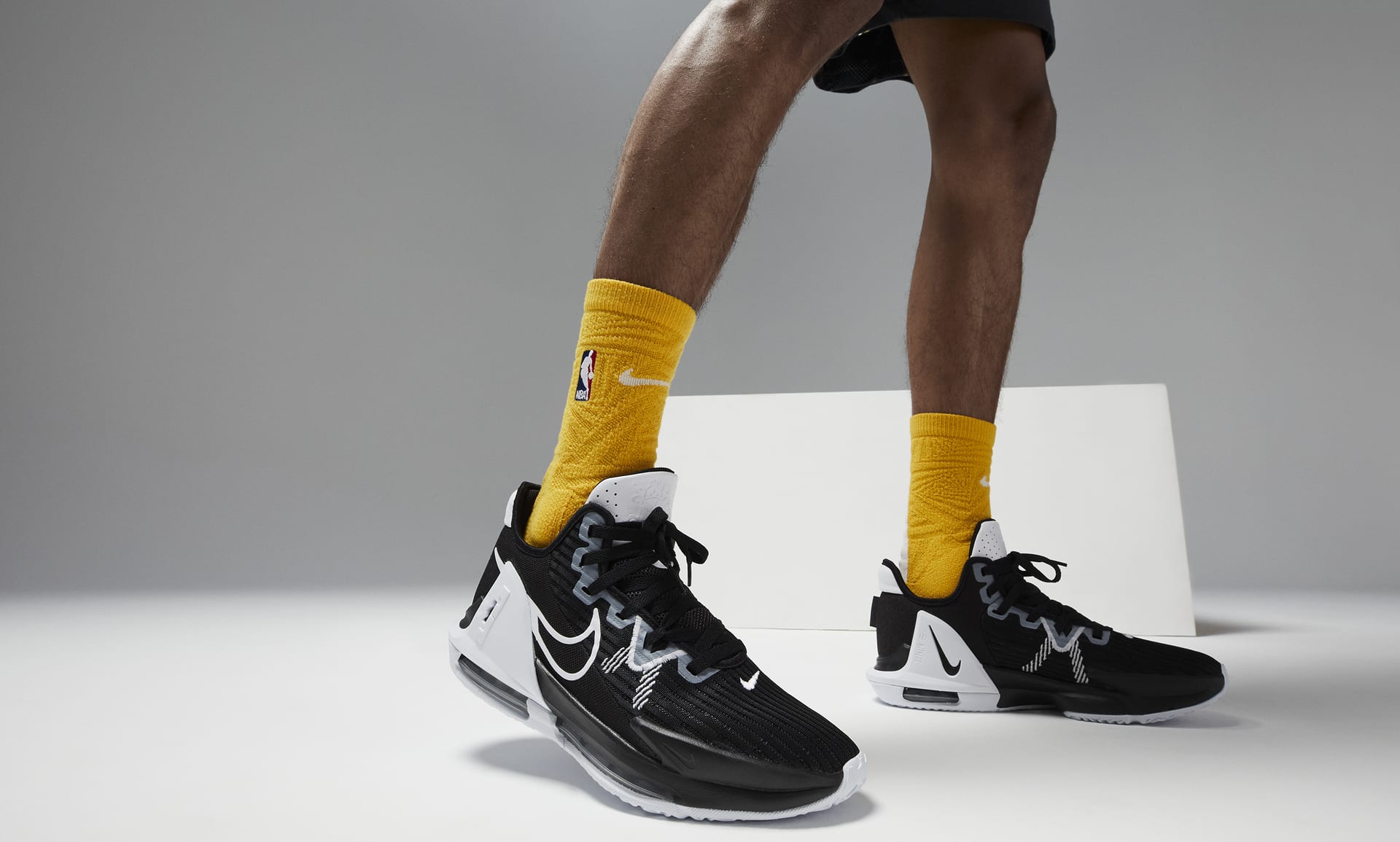 Giày Bóng Rổ Nike