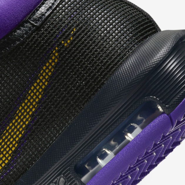 Giày Bóng Rổ Chính Hãng - Nike LeBron Witness 8 EP - FB2237-001