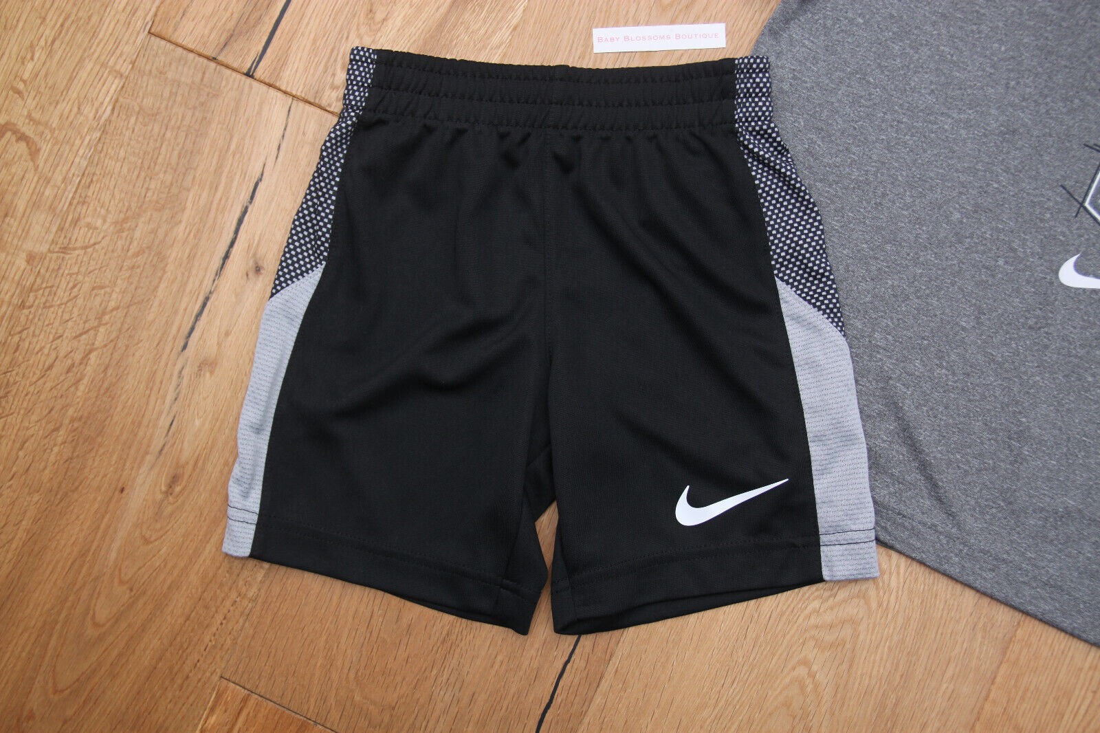 Quần Trẻ Em - Nike Toddler Boy 2 Piece T-Shirt & Shorts Set - H367-023