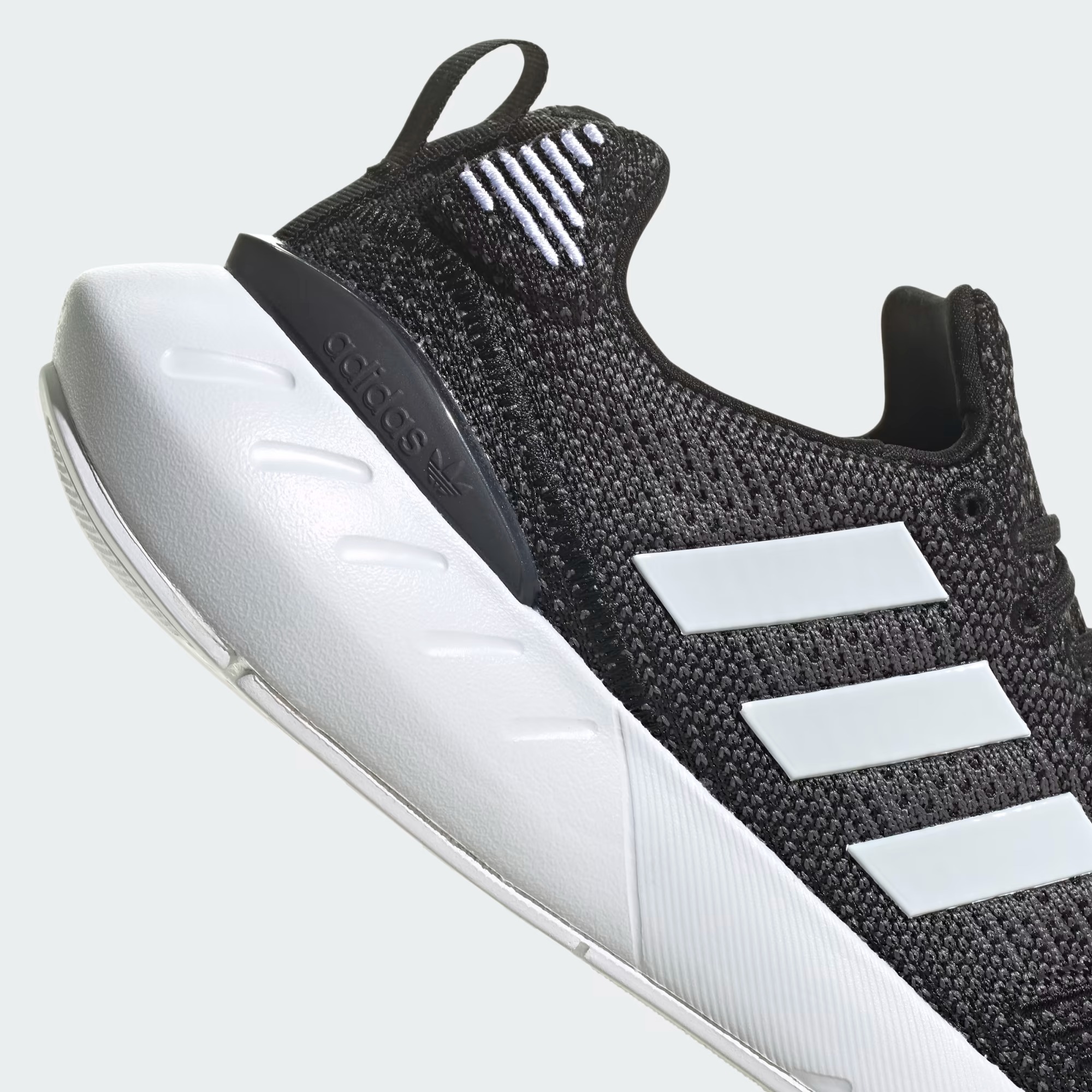 Giày Casual Chính Hãng - Adidas Swift Run 22 