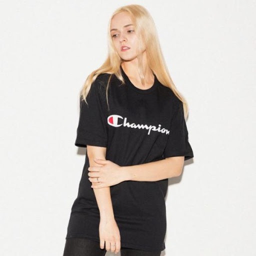 Áo Tshirts Chính Hãng - Áo Thun Champion Big Logo Màu Đen - C03